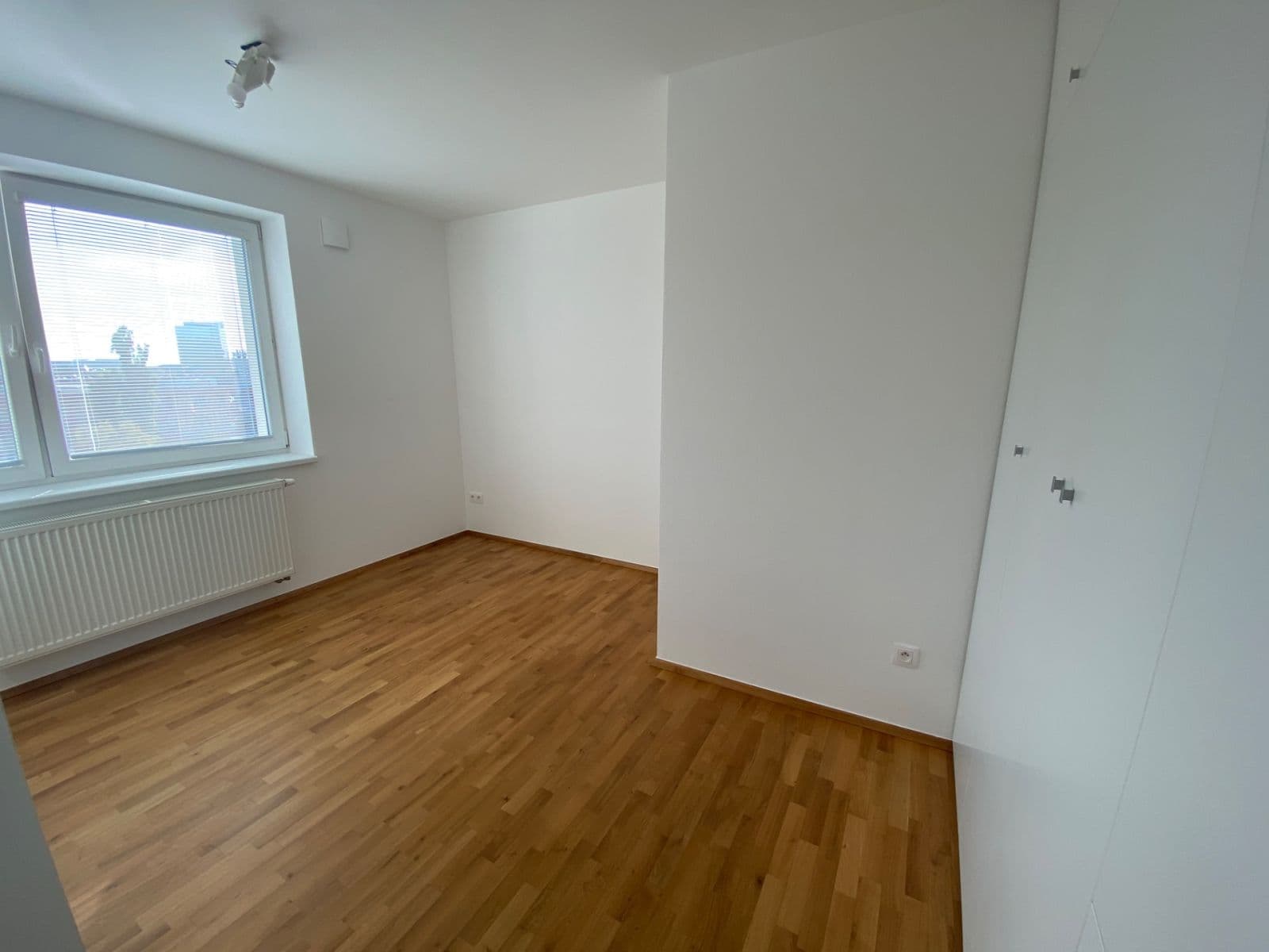 Pronájem bytu 2+1 46 m², Račianska, Nové Mesto, Bratislavský kraj Pronájem bytu 2+1 46 m², Račianska, Nové Mesto, Bratislavský kraj