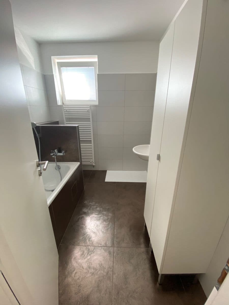 Pronájem bytu 2+1 46 m², Račianska, Nové Mesto, Bratislavský kraj Pronájem bytu 2+1 46 m², Račianska, Nové Mesto, Bratislavský kraj