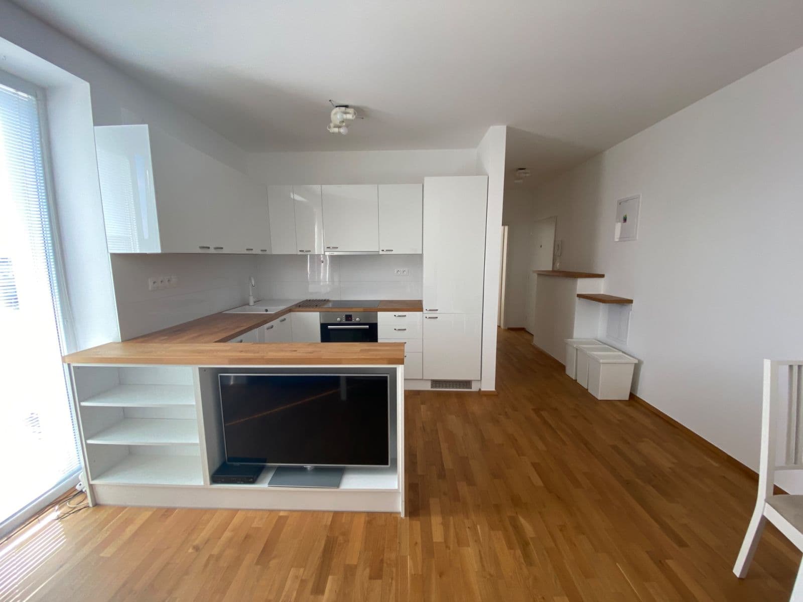 Pronájem bytu 2+1 46 m², Račianska, Nové Mesto, Bratislavský kraj Pronájem bytu 2+1 46 m², Račianska, Nové Mesto, Bratislavský kraj