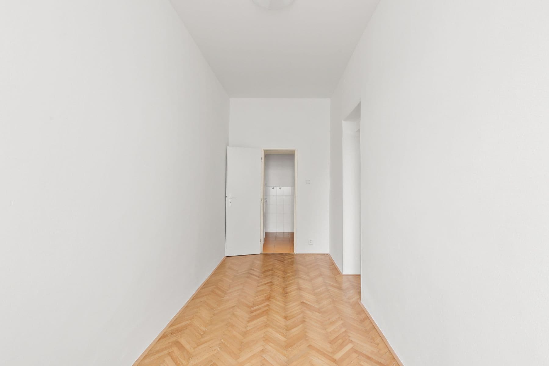 Pronájem bytu 3+1 80 m², Kamenická, Praha, Praha Pronájem bytu 3+1 80 m², Kamenická, Praha, Praha