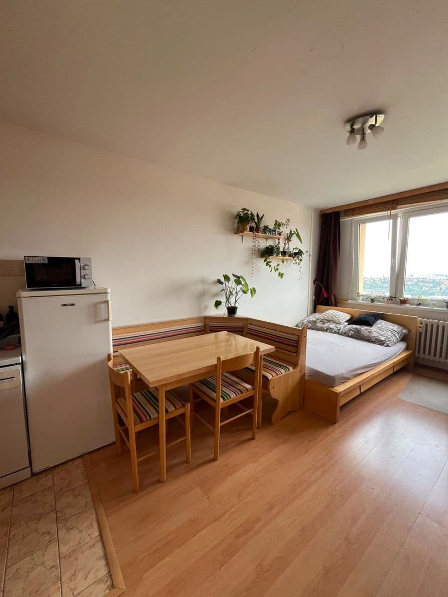 Prodej bytu 1+kk 27 m², Hlavatého, Praha, Praha Prodej bytu 1+kk 27 m², Hlavatého, Praha, Praha