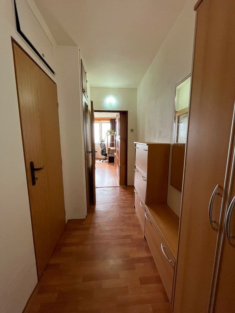 Prodej bytu 1+kk 27 m², Hlavatého, Praha, Praha Prodej bytu 1+kk 27 m², Hlavatého, Praha, Praha