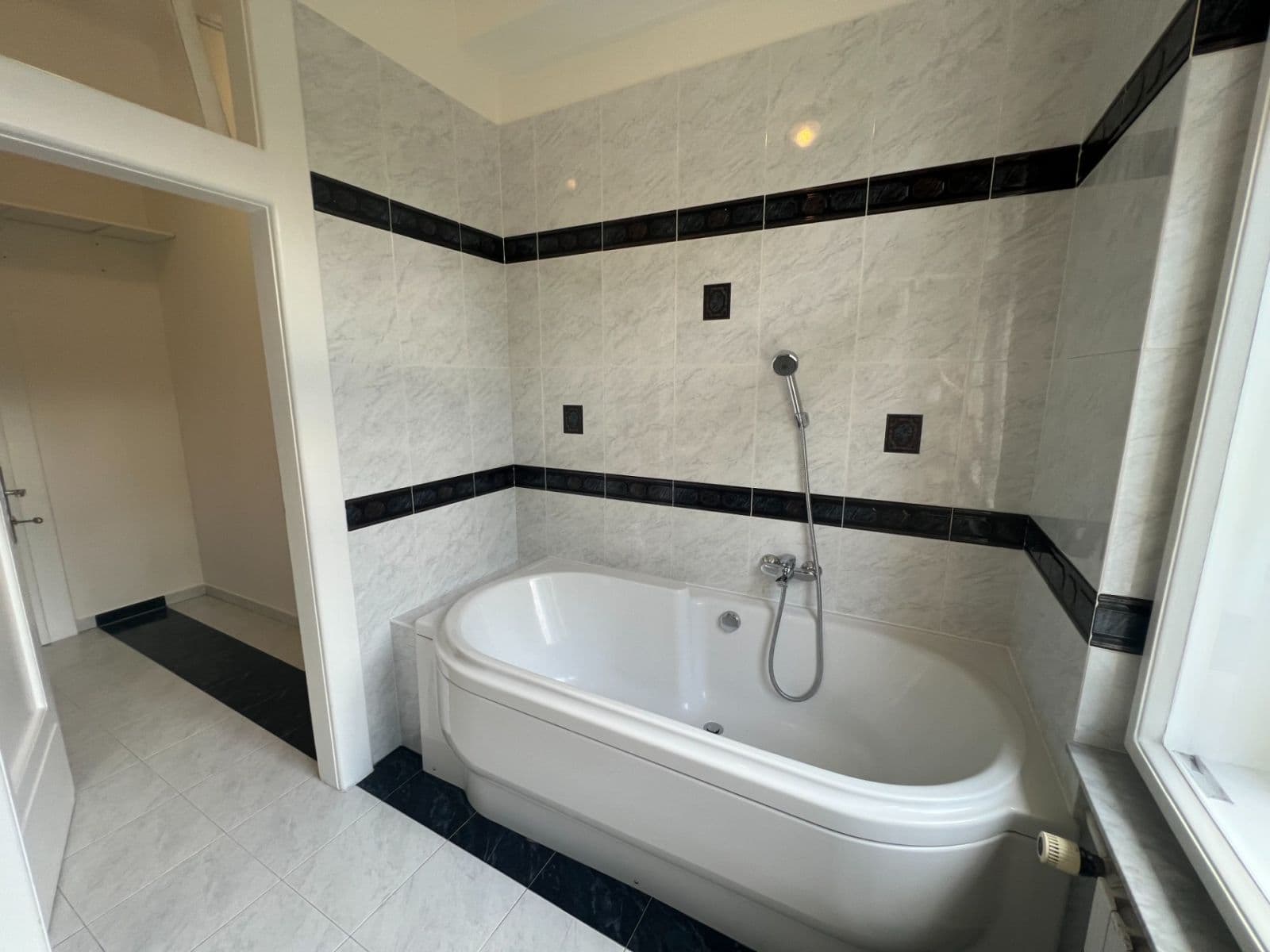 Pronájem bytu 5+1 150 m², Šárecká, Praha, Praha Pronájem bytu 5+1 150 m², Šárecká, Praha, Praha