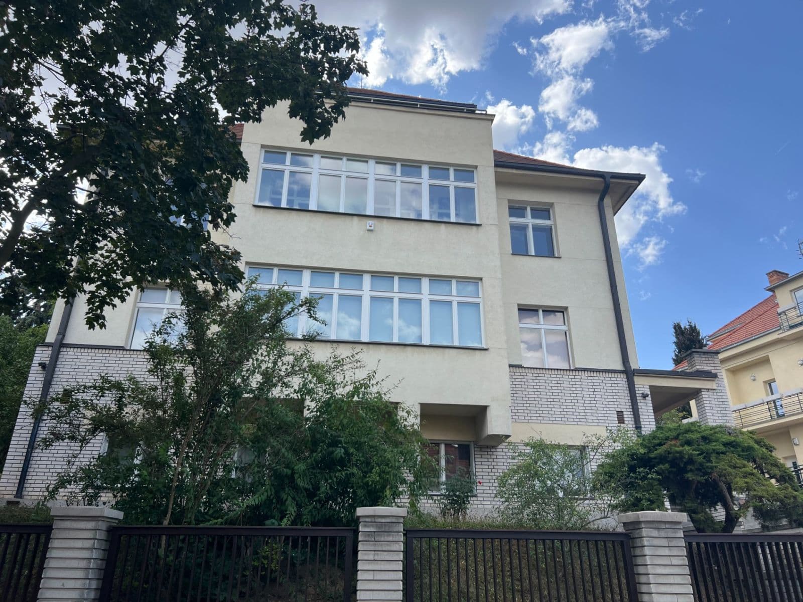 Pronájem bytu 5+1 150 m², Šárecká, Praha, Praha Pronájem bytu 5+1 150 m², Šárecká, Praha, Praha