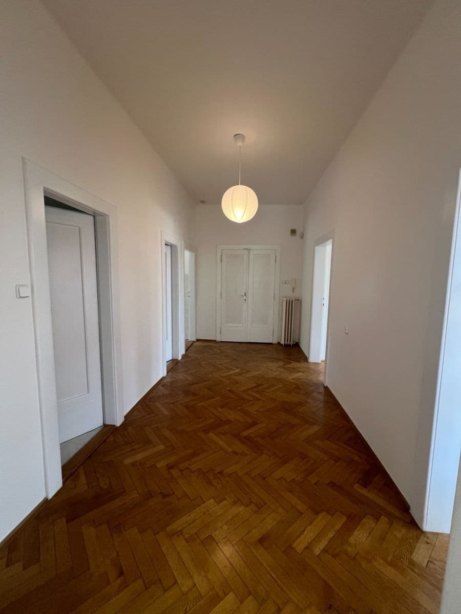 Pronájem bytu 5+1 150 m², Šárecká, Praha, Praha Pronájem bytu 5+1 150 m², Šárecká, Praha, Praha