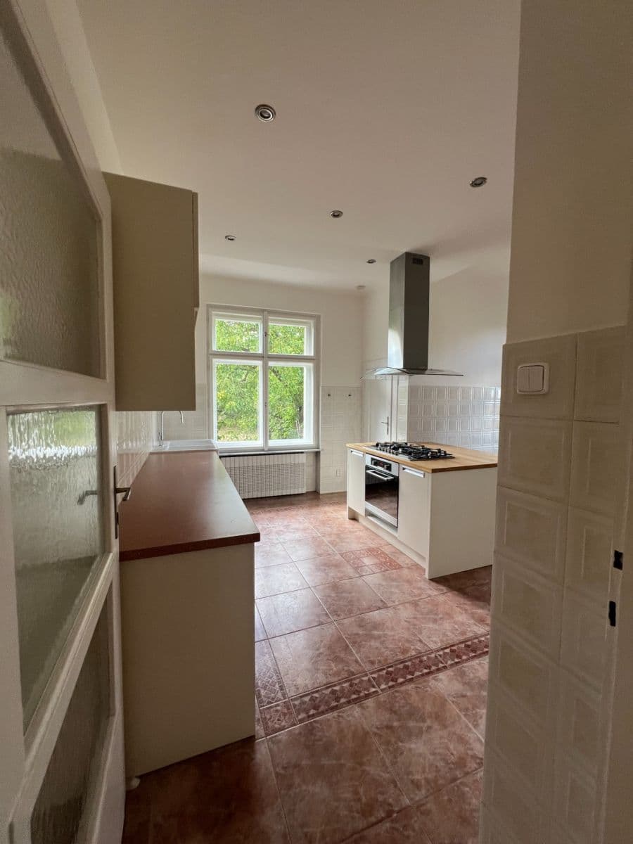 Pronájem bytu 5+1 150 m², Šárecká, Praha, Praha Pronájem bytu 5+1 150 m², Šárecká, Praha, Praha