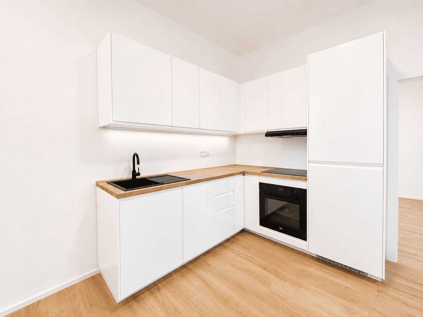 Prodej bytu 2+kk 39 m², Hartigova, Praha, Praha Prodej bytu 2+kk 39 m², Hartigova, Praha, Praha