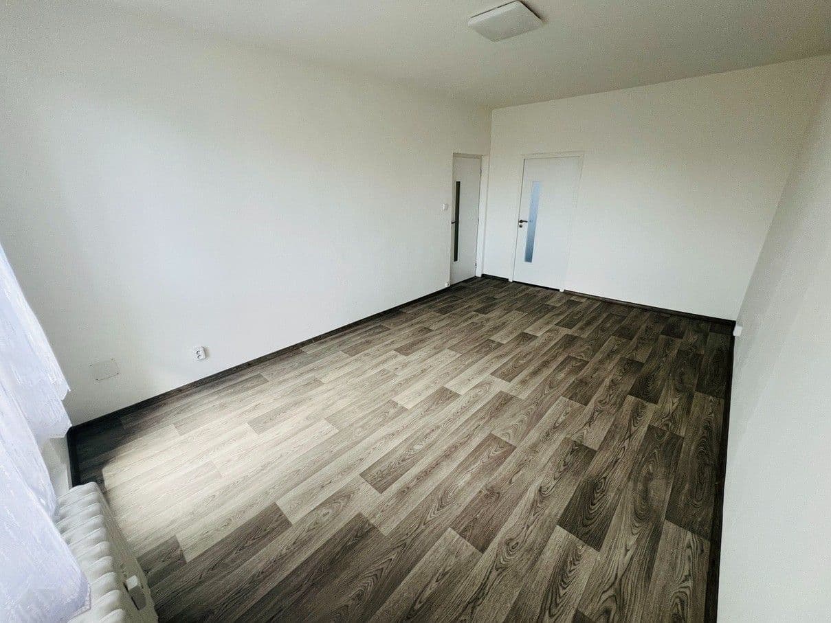 Pronájem bytu 2+1 56 m², Káranská, Praha, Praha Pronájem bytu 2+1 56 m², Káranská, Praha, Praha