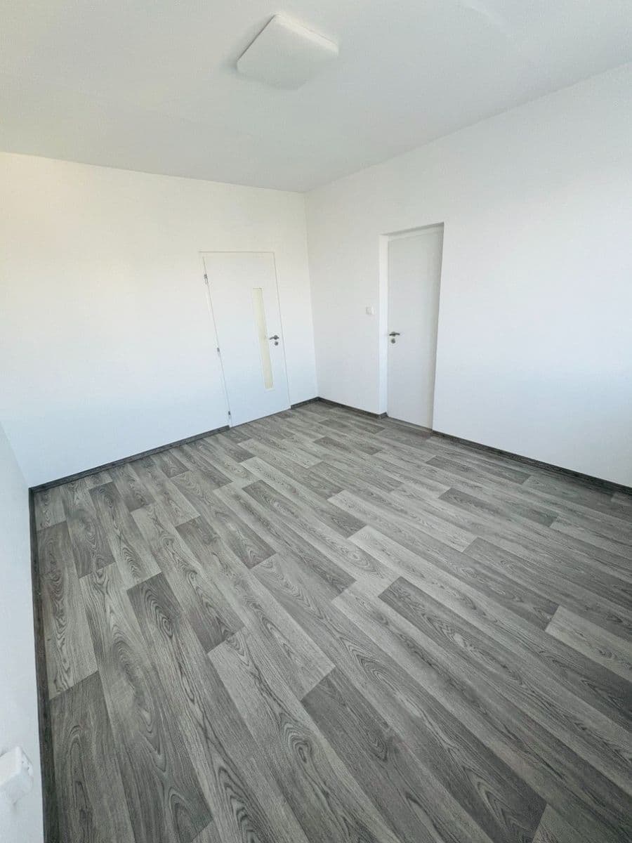 Pronájem bytu 2+1 56 m², Káranská, Praha, Praha Pronájem bytu 2+1 56 m², Káranská, Praha, Praha