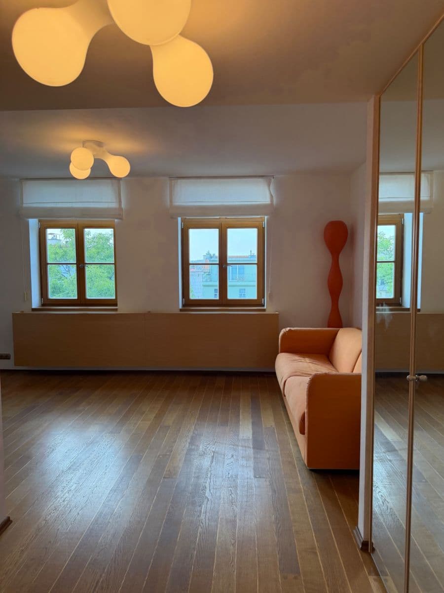 Pronájem bytu 3+kk 157 m², Korunní, Praha, Praha Pronájem bytu 3+kk 157 m², Korunní, Praha, Praha