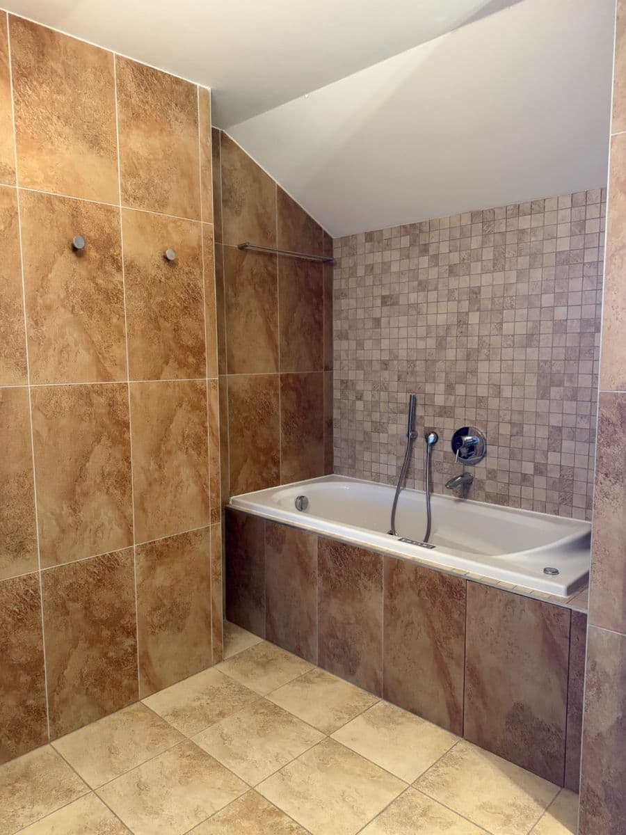 Pronájem bytu 3+kk 157 m², Korunní, Praha, Praha Pronájem bytu 3+kk 157 m², Korunní, Praha, Praha