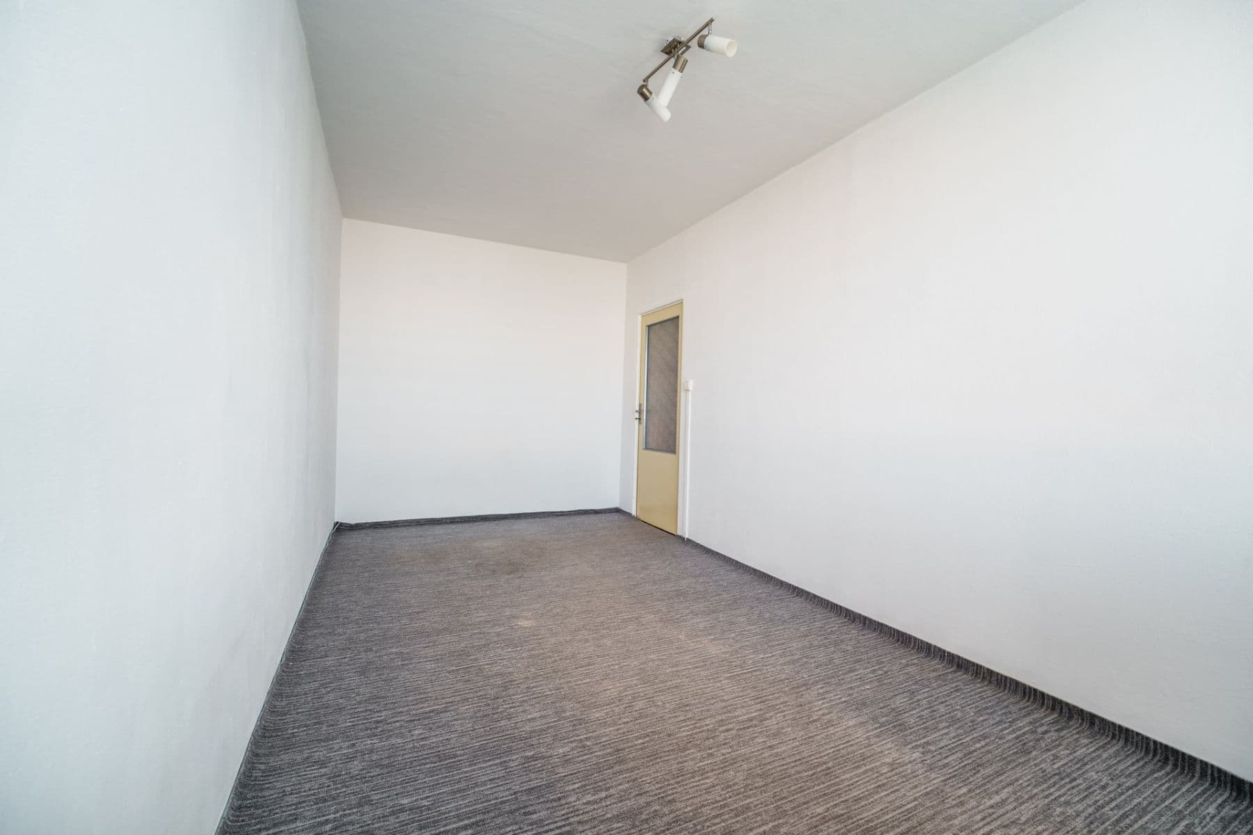 Pronájem bytu 3+1 72 m², Kurzova, Praha, Praha Pronájem bytu 3+1 72 m², Kurzova, Praha, Praha