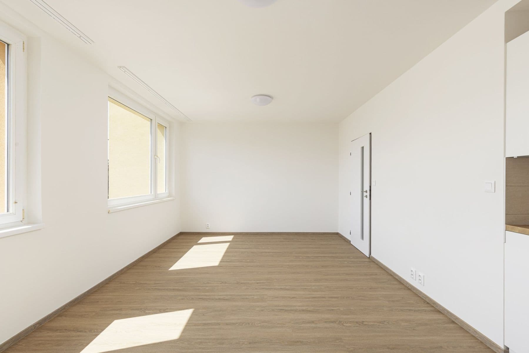 Pronájem bytu 1+kk 36 m², Nušlova, Praha, Praha Pronájem bytu 1+kk 36 m², Nušlova, Praha, Praha