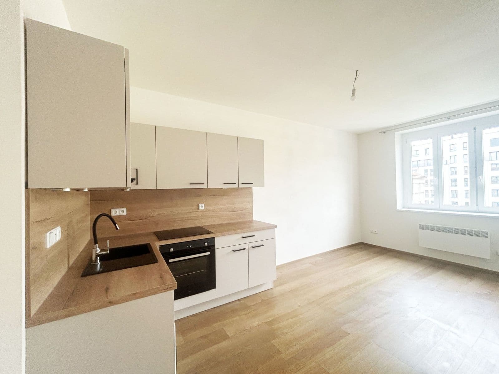 Pronájem bytu 1+kk 23 m², Bohuslava ze Švamberka, Praha, Praha Pronájem bytu 1+kk 23 m², Bohuslava ze Švamberka, Praha, Praha