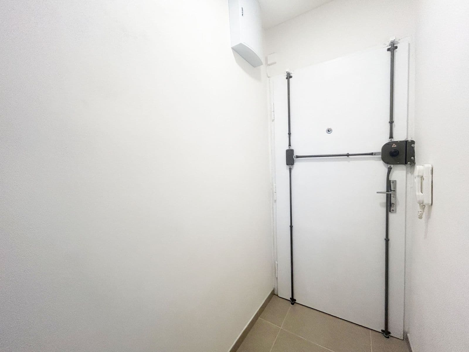 Pronájem bytu 1+kk 23 m², Bohuslava ze Švamberka, Praha, Praha Pronájem bytu 1+kk 23 m², Bohuslava ze Švamberka, Praha, Praha