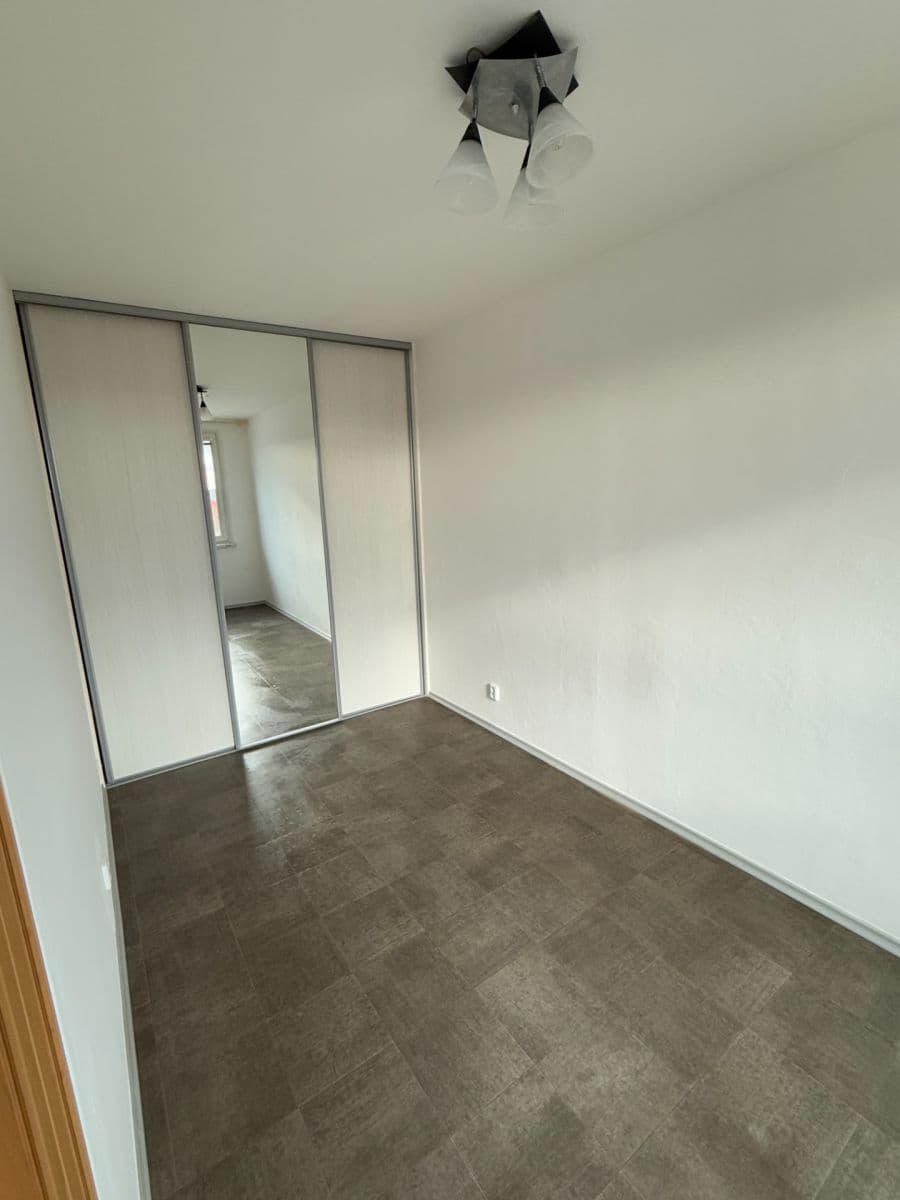 Prodej bytu 2+1 45 m², Zikova, Olomouc, Olomoucký kraj Prodej bytu 2+1 45 m², Zikova, Olomouc, Olomoucký kraj