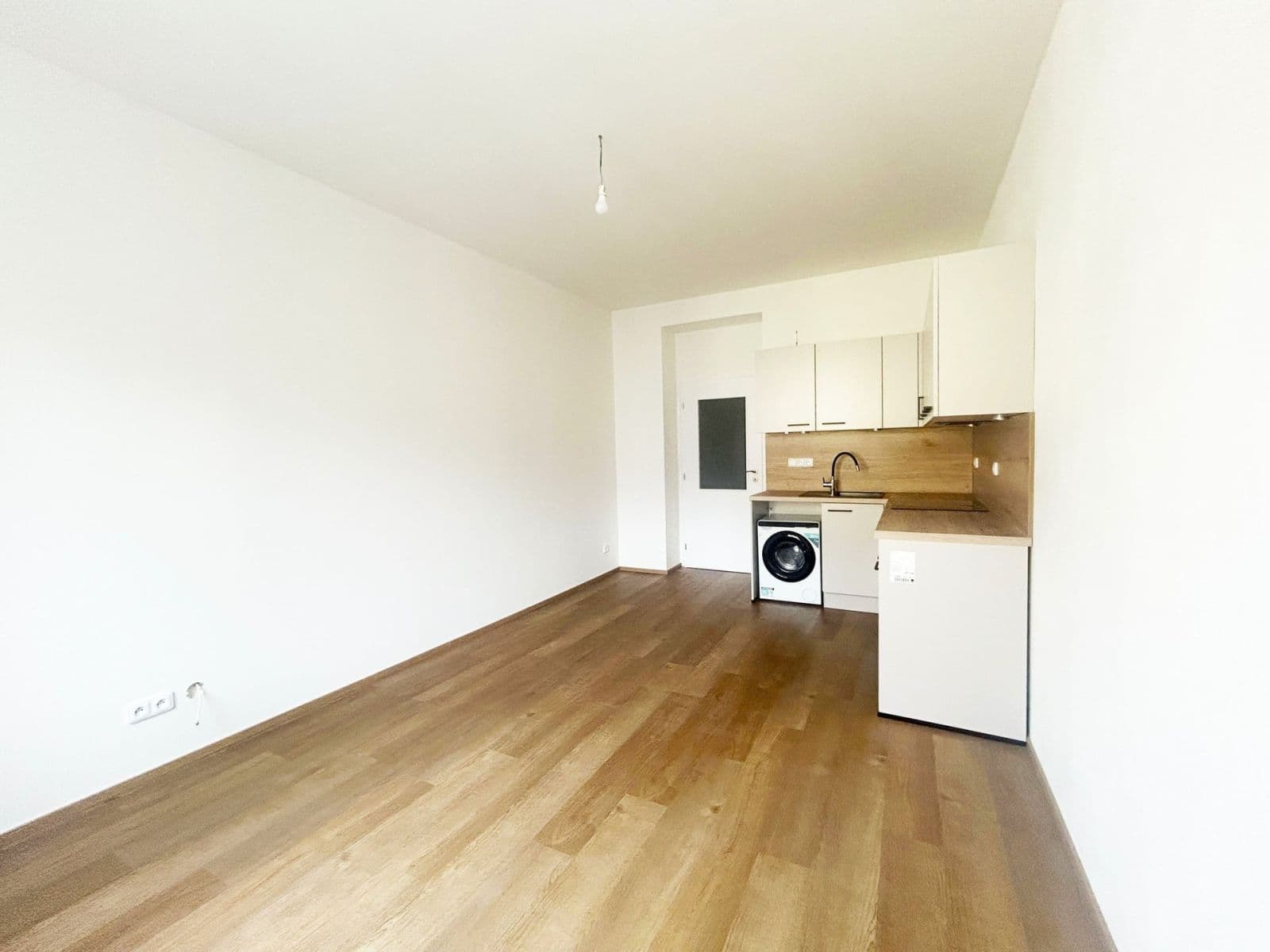 Pronájem bytu 1+kk 23 m², Bohuslava ze Švamberka, Praha, Praha Pronájem bytu 1+kk 23 m², Bohuslava ze Švamberka, Praha, Praha