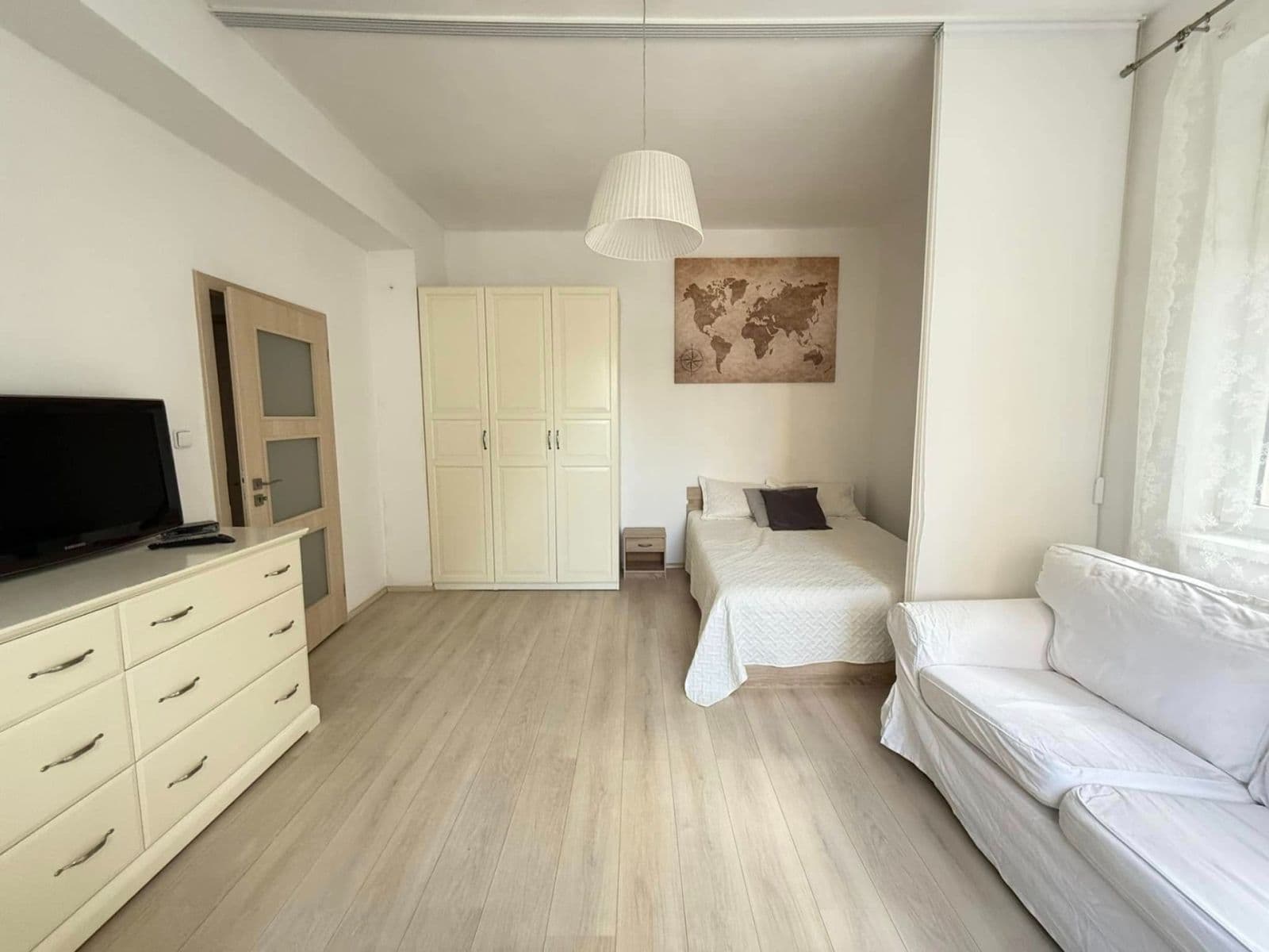 Pronájem bytu 1+1 37 m², Mládeže, Praha, Praha Pronájem bytu 1+1 37 m², Mládeže, Praha, Praha