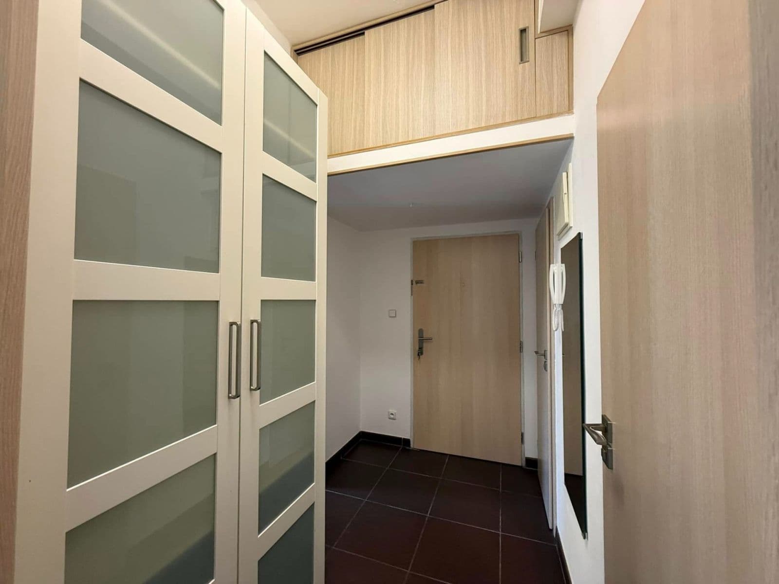 Pronájem bytu 1+1 37 m², Mládeže, Praha, Praha Pronájem bytu 1+1 37 m², Mládeže, Praha, Praha