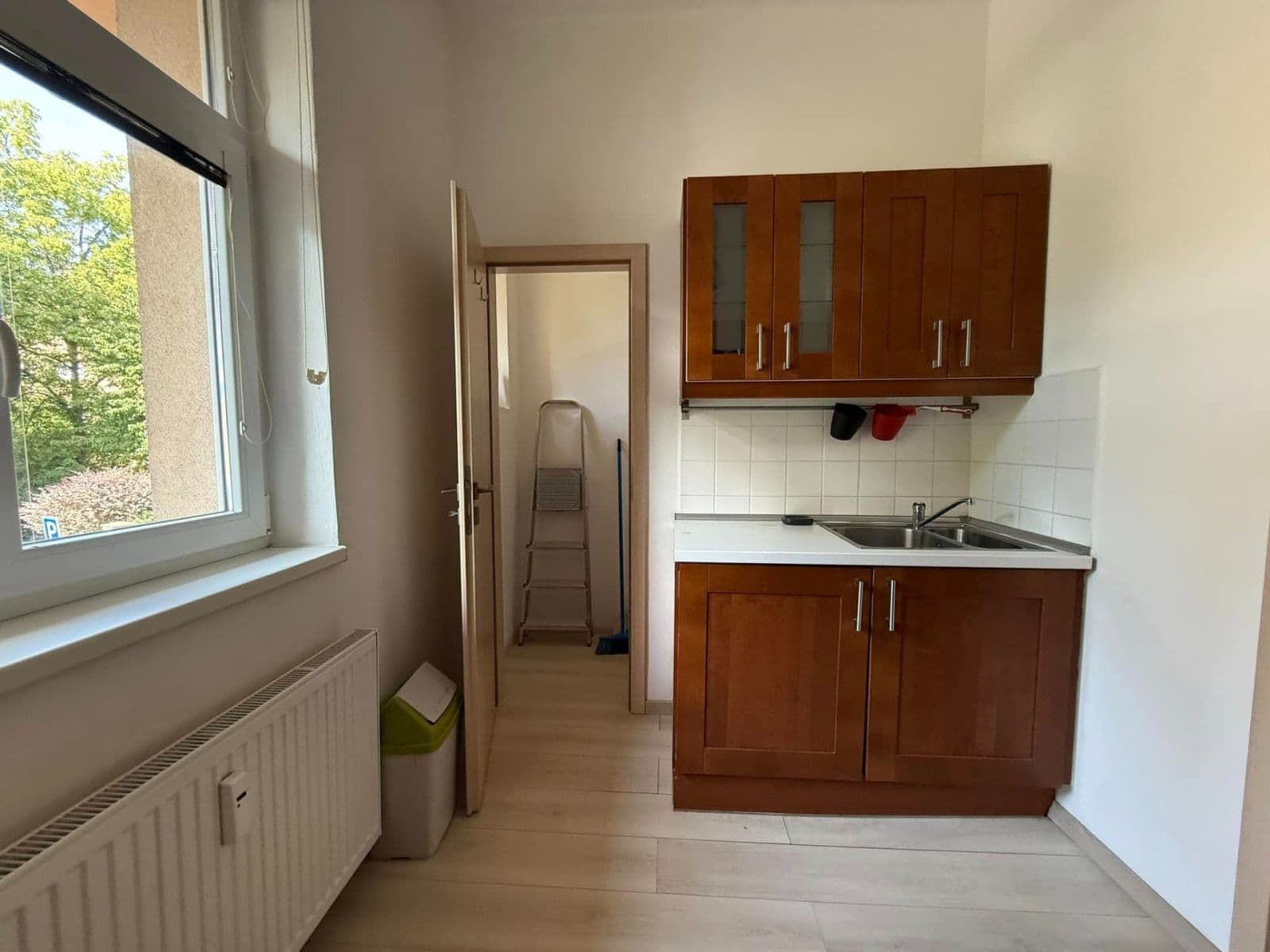 Pronájem bytu 1+1 37 m², Mládeže, Praha, Praha Pronájem bytu 1+1 37 m², Mládeže, Praha, Praha