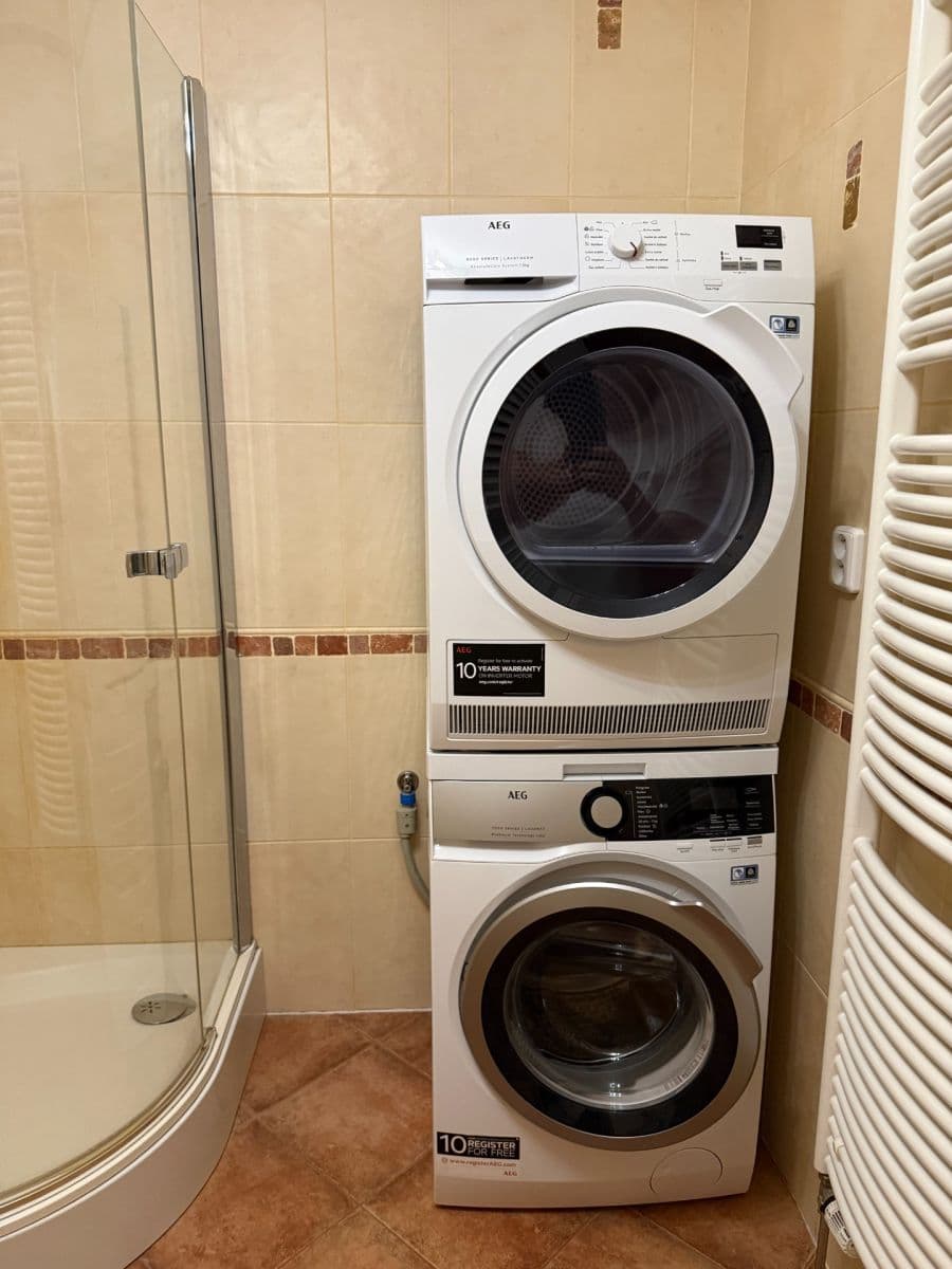 Prodej bytu 3+kk 83 m², Za Valem, Praha, Praha Prodej bytu 3+kk 83 m², Za Valem, Praha, Praha