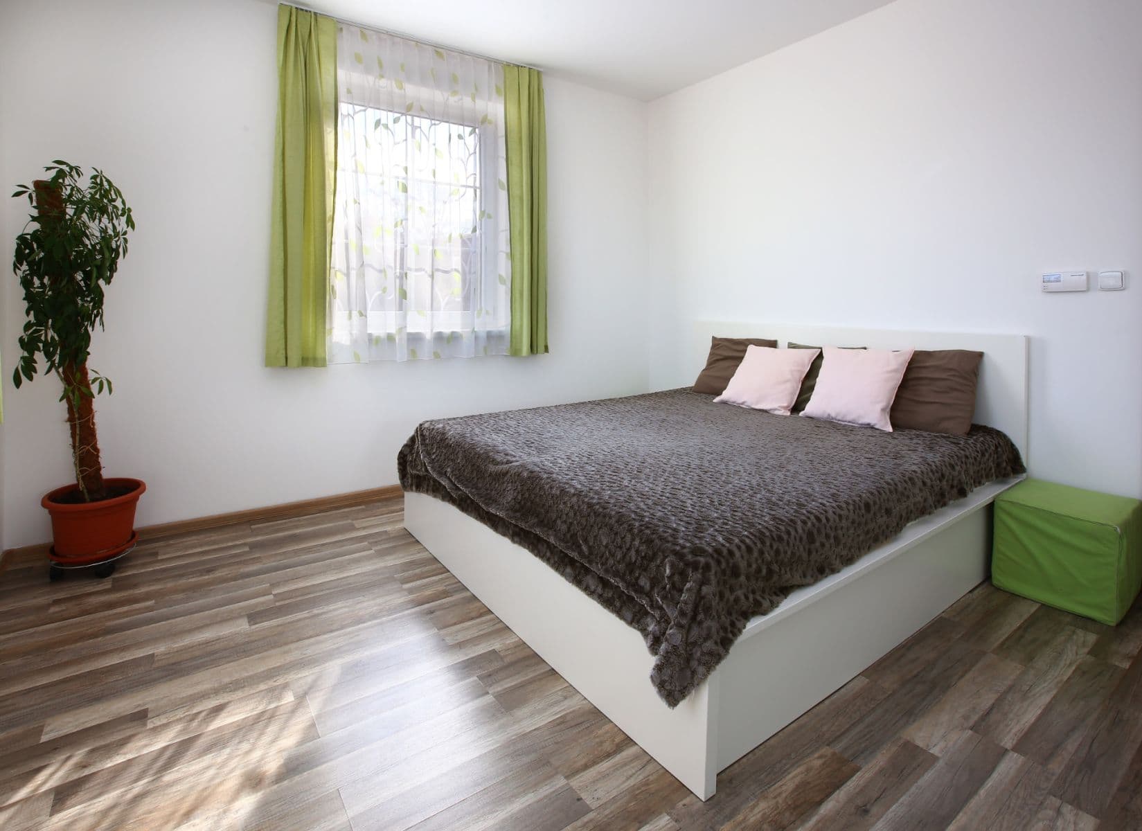 Prodej bytu 2+kk 54 m², Rackova zahrada, Praha, Praha Prodej bytu 2+kk 54 m², Rackova zahrada, Praha, Praha