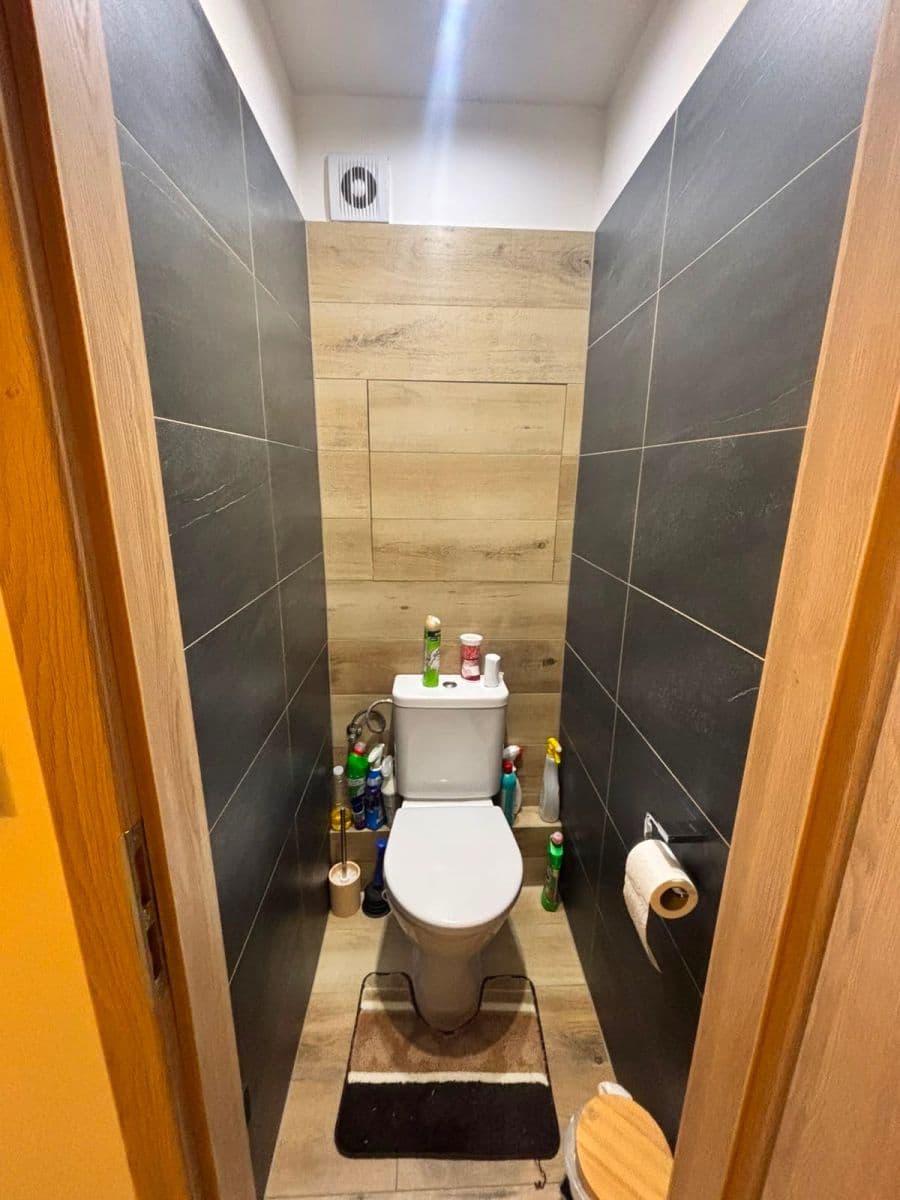 Pronájem bytu 2+kk 42 m², Rochovská, Praha, Praha Pronájem bytu 2+kk 42 m², Rochovská, Praha, Praha