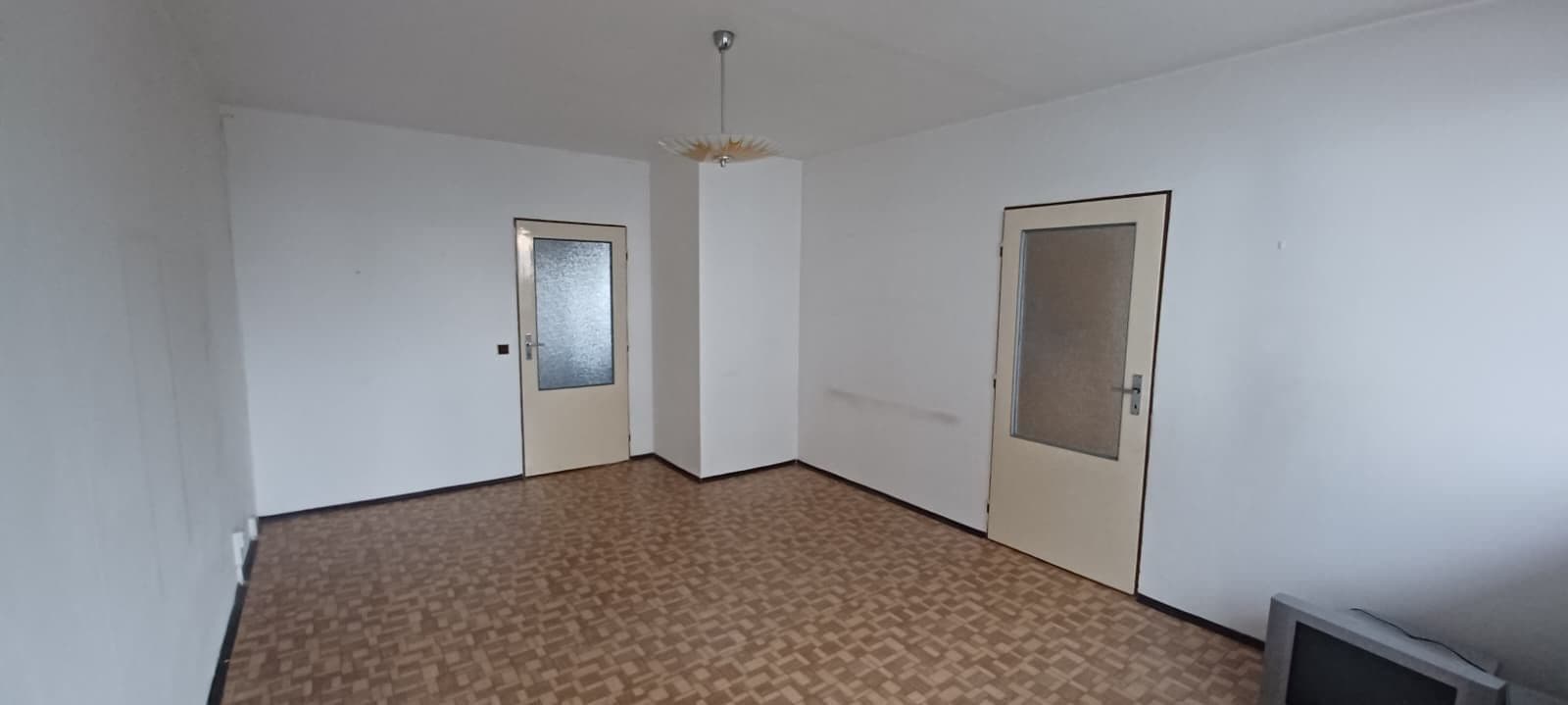 Prodej bytu 3+1 74 m², Ke Strouze, Nymburk, Středočeský kraj Prodej bytu 3+1 74 m², Ke Strouze, Nymburk, Středočeský kraj