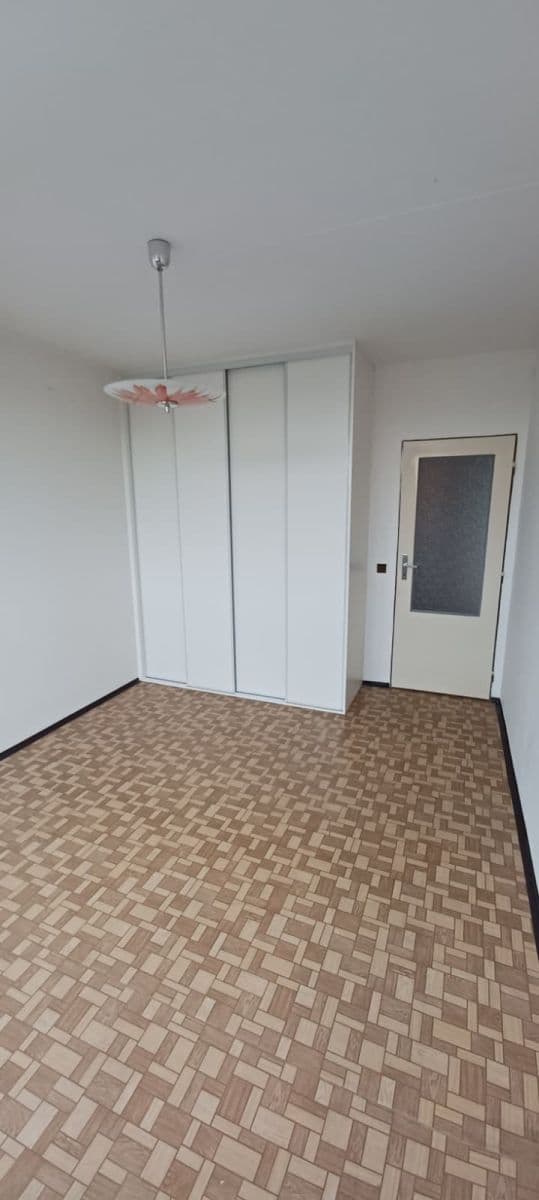 Prodej bytu 3+1 74 m², Ke Strouze, Nymburk, Středočeský kraj Prodej bytu 3+1 74 m², Ke Strouze, Nymburk, Středočeský kraj