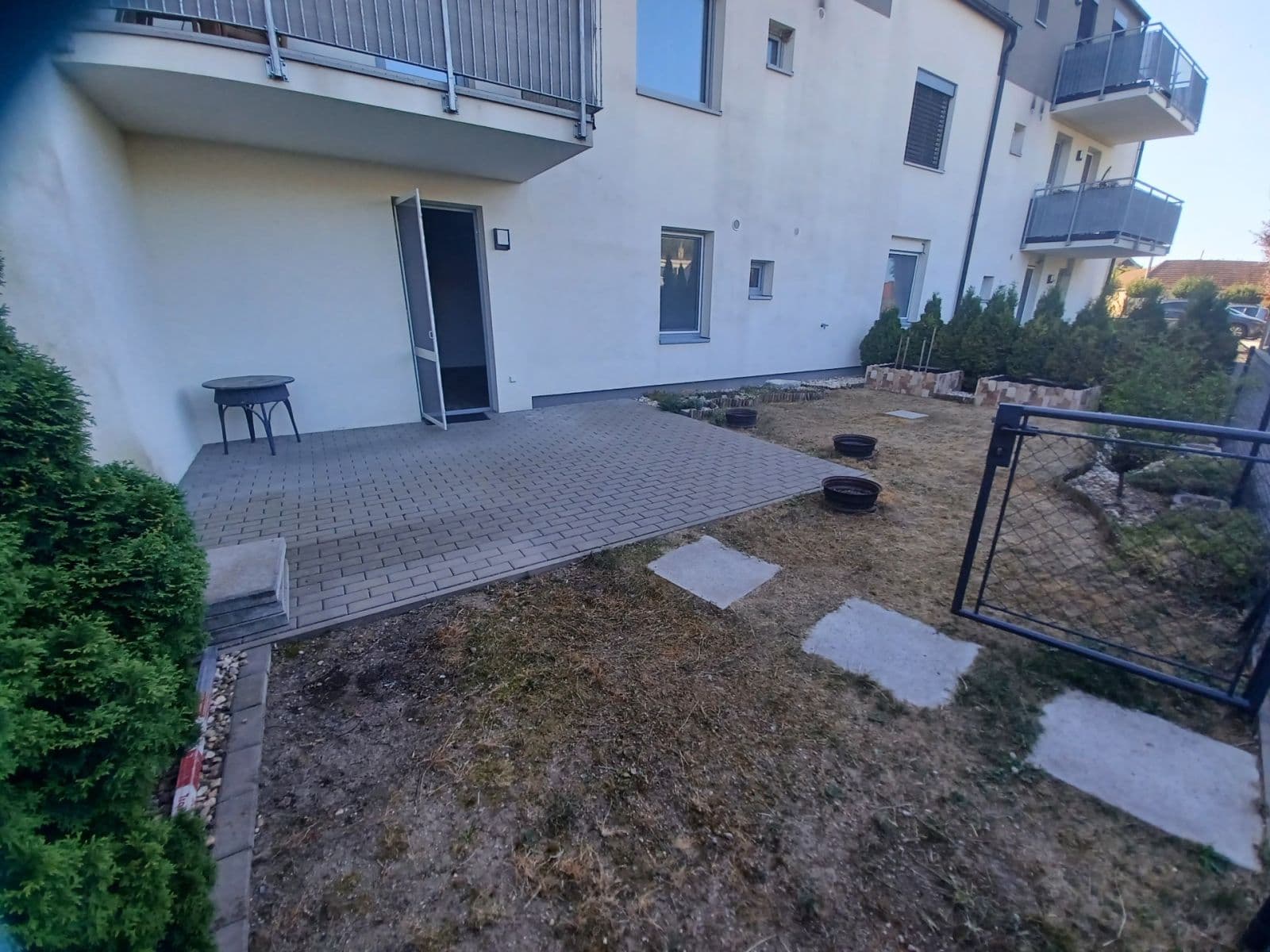 Pronájem bytu 2+kk 70 m², Lovčičky, Jihomoravský kraj Pronájem bytu 2+kk 70 m², Lovčičky, Jihomoravský kraj