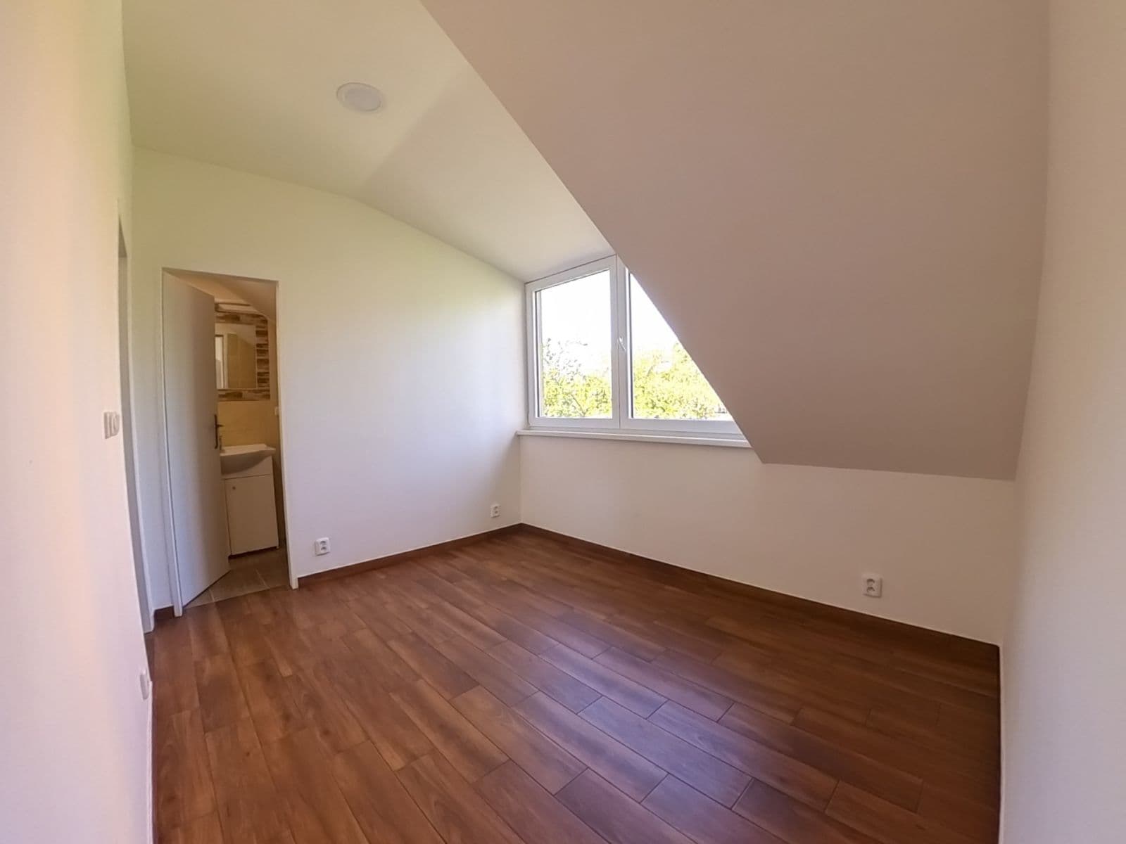 Pronájem bytu 2+kk 25 m², Cihlářská, Praha, Praha Pronájem bytu 2+kk 25 m², Cihlářská, Praha, Praha