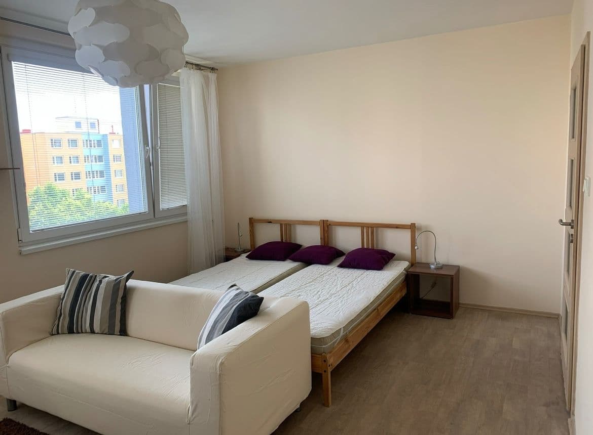 Pronájem bytu 1+kk 35 m², Jarníkova, Praha, Praha Pronájem bytu 1+kk 35 m², Jarníkova, Praha, Praha
