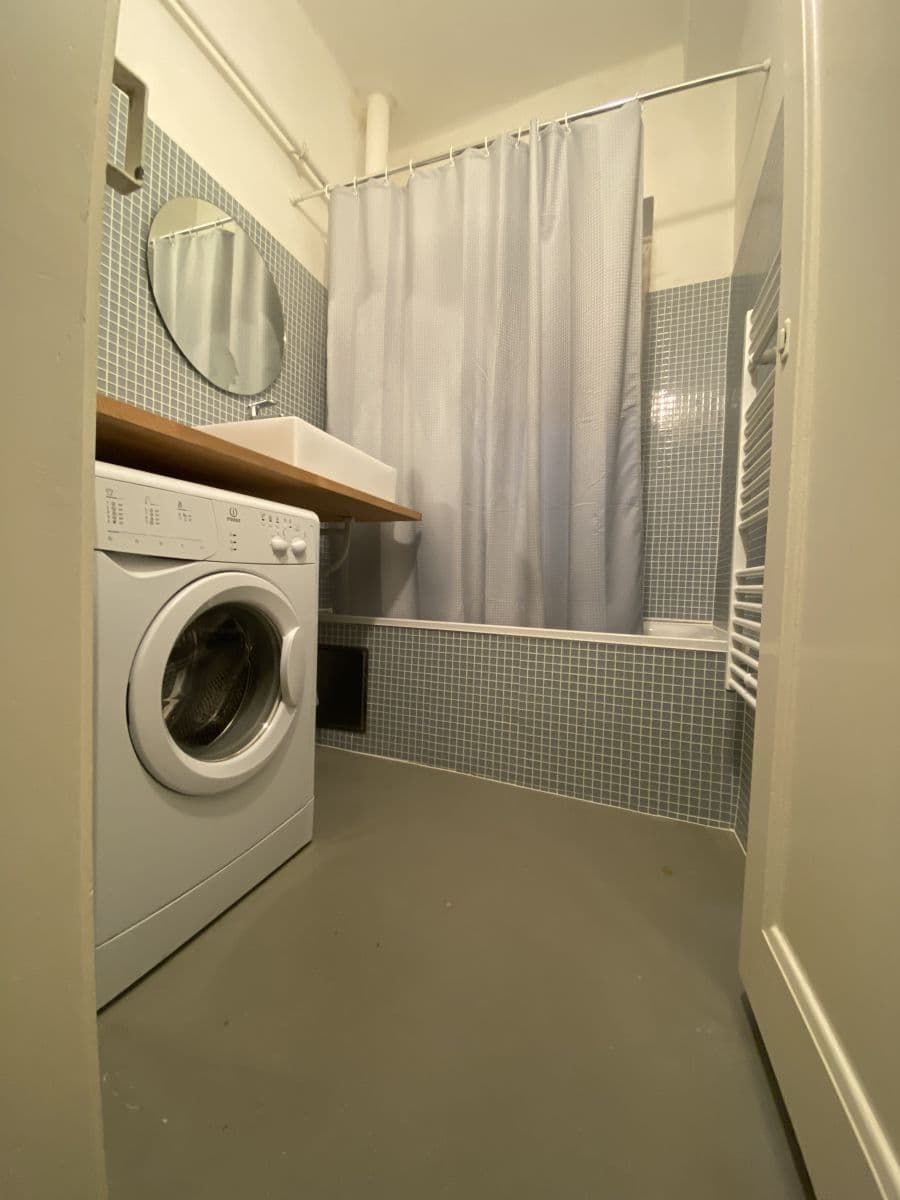Pronájem bytu 1+1 45 m², Holandská, Praha, Praha Pronájem bytu 1+1 45 m², Holandská, Praha, Praha