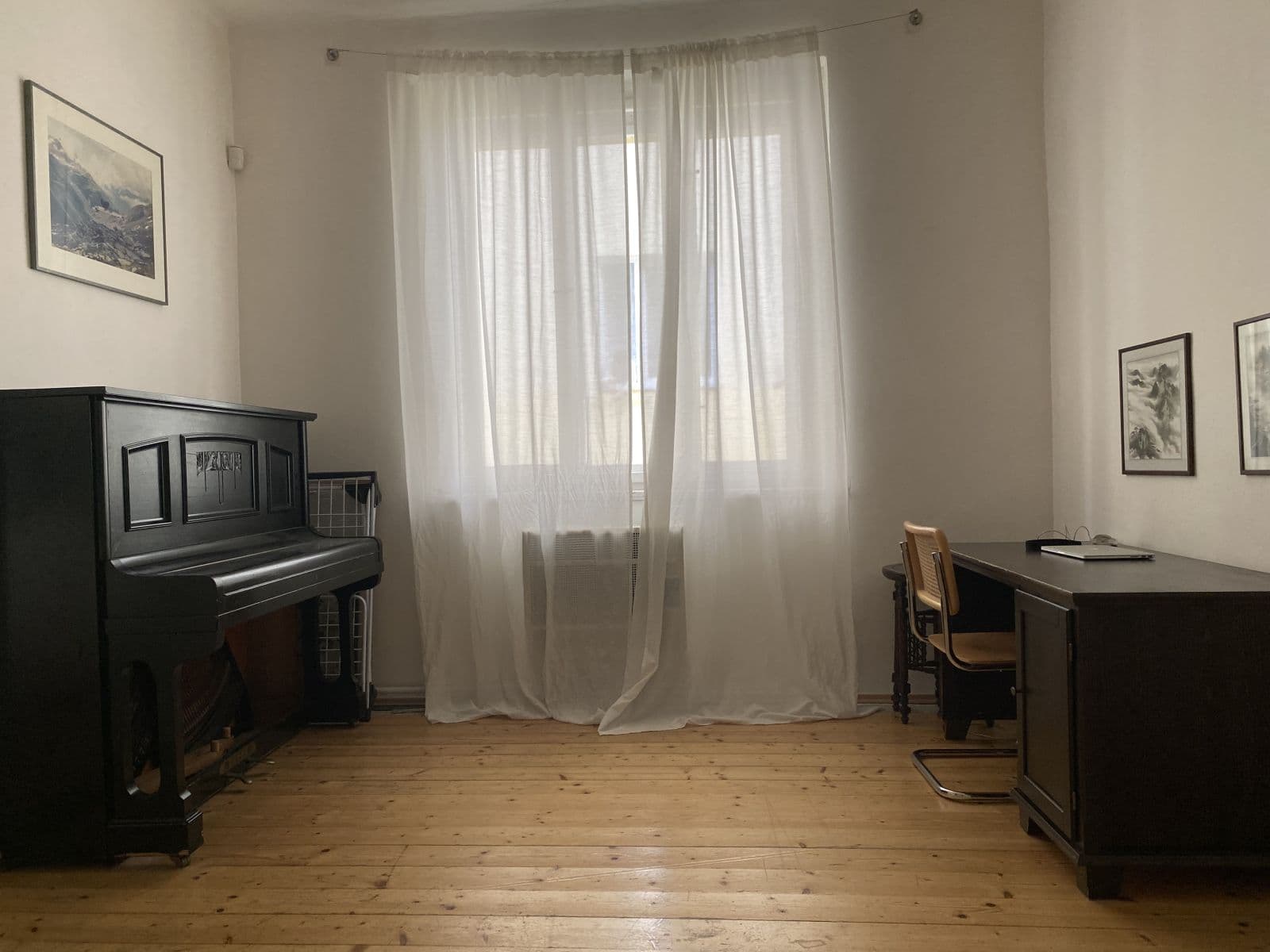 Pronájem bytu 1+1 45 m², Holandská, Praha, Praha Pronájem bytu 1+1 45 m², Holandská, Praha, Praha