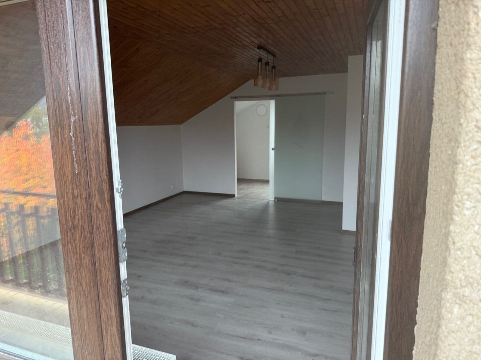 Pronájem bytu 2+1 85 m², U Parku, Svojetice, Středočeský kraj Pronájem bytu 2+1 85 m², U Parku, Svojetice, Středočeský kraj