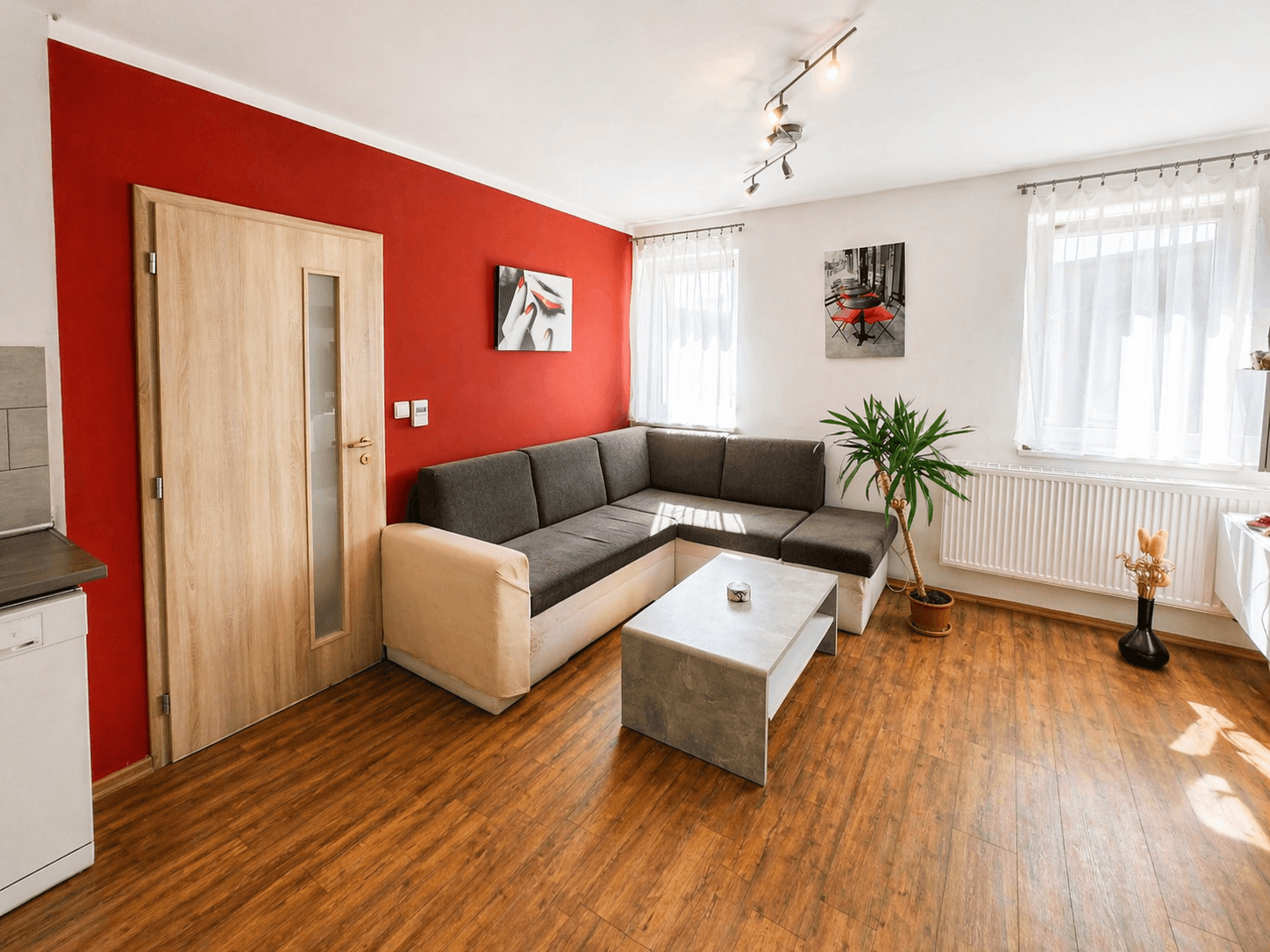 Pronájem bytu 3+kk 56 m², Tlučenská kolonie, Tlučná, Plzeňský kraj Pronájem bytu 3+kk 56 m², Tlučenská kolonie, Tlučná, Plzeňský kraj