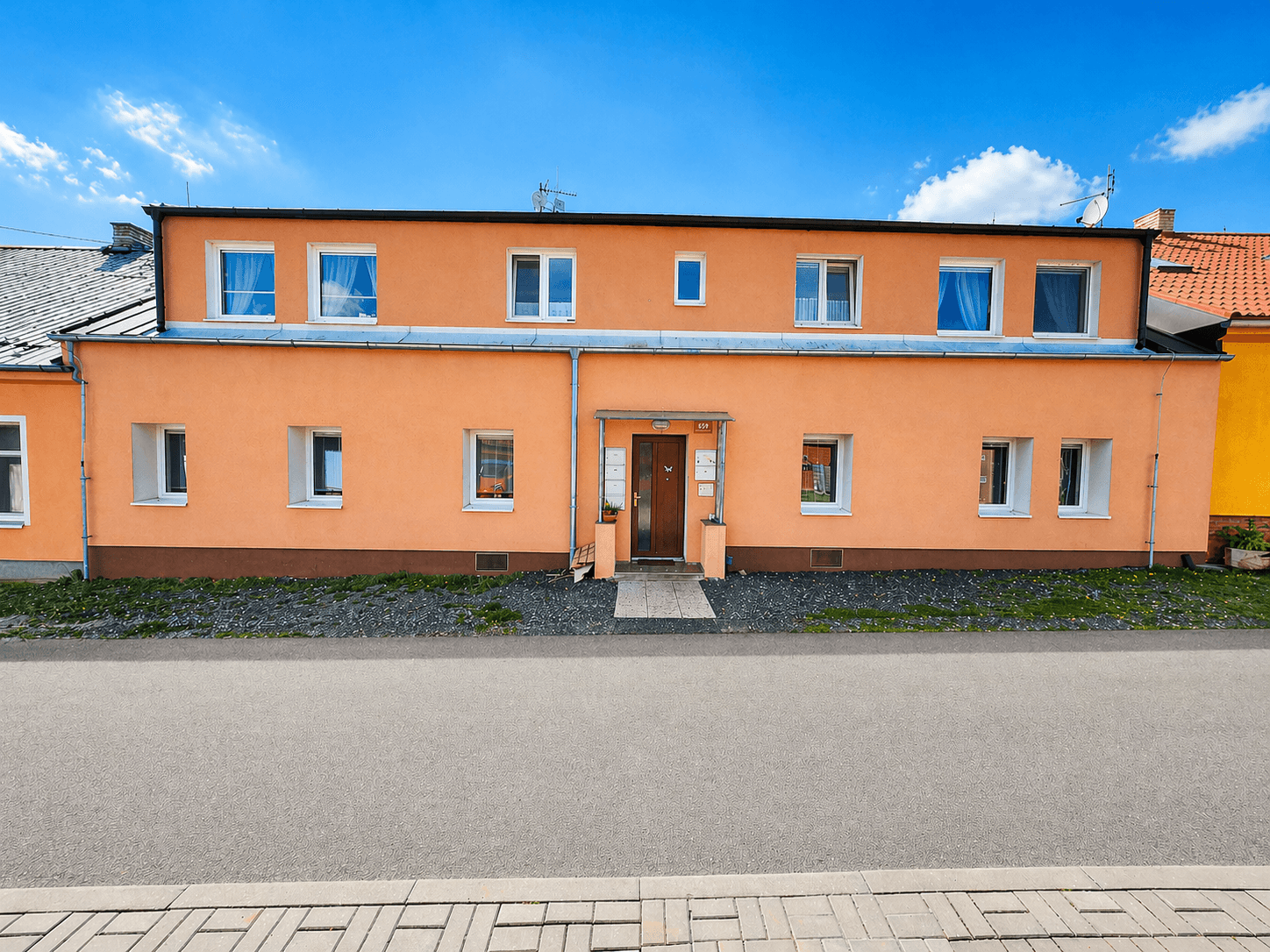 Pronájem bytu 3+kk 56 m², Tlučenská kolonie, Tlučná, Plzeňský kraj Pronájem bytu 3+kk 56 m², Tlučenská kolonie, Tlučná, Plzeňský kraj
