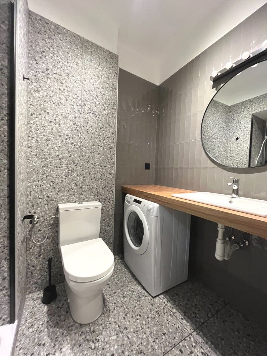 Pronájem bytu 2+kk 36 m², Moravská, Karlovy Vary, Karlovarský kraj Pronájem bytu 2+kk 36 m², Moravská, Karlovy Vary, Karlovarský kraj