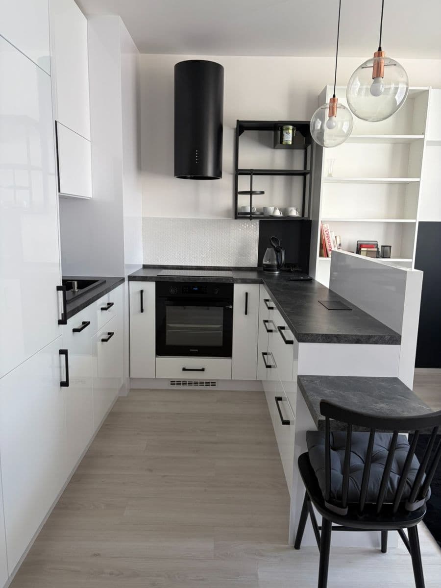 Pronájem bytu 1+kk 37 m², Stočesova, Praha, Praha Pronájem bytu 1+kk 37 m², Stočesova, Praha, Praha