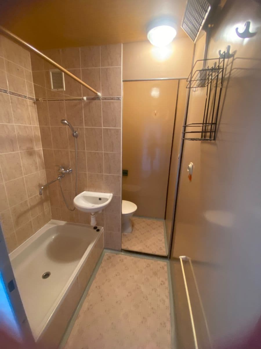 Pronájem bytu 2+kk 37 m², T. G. Masaryka, Nové Město nad Metují, Královéhradecký kraj Pronájem bytu 2+kk 37 m², T. G. Masaryka, Nové Město nad Metují, Královéhradecký kraj
