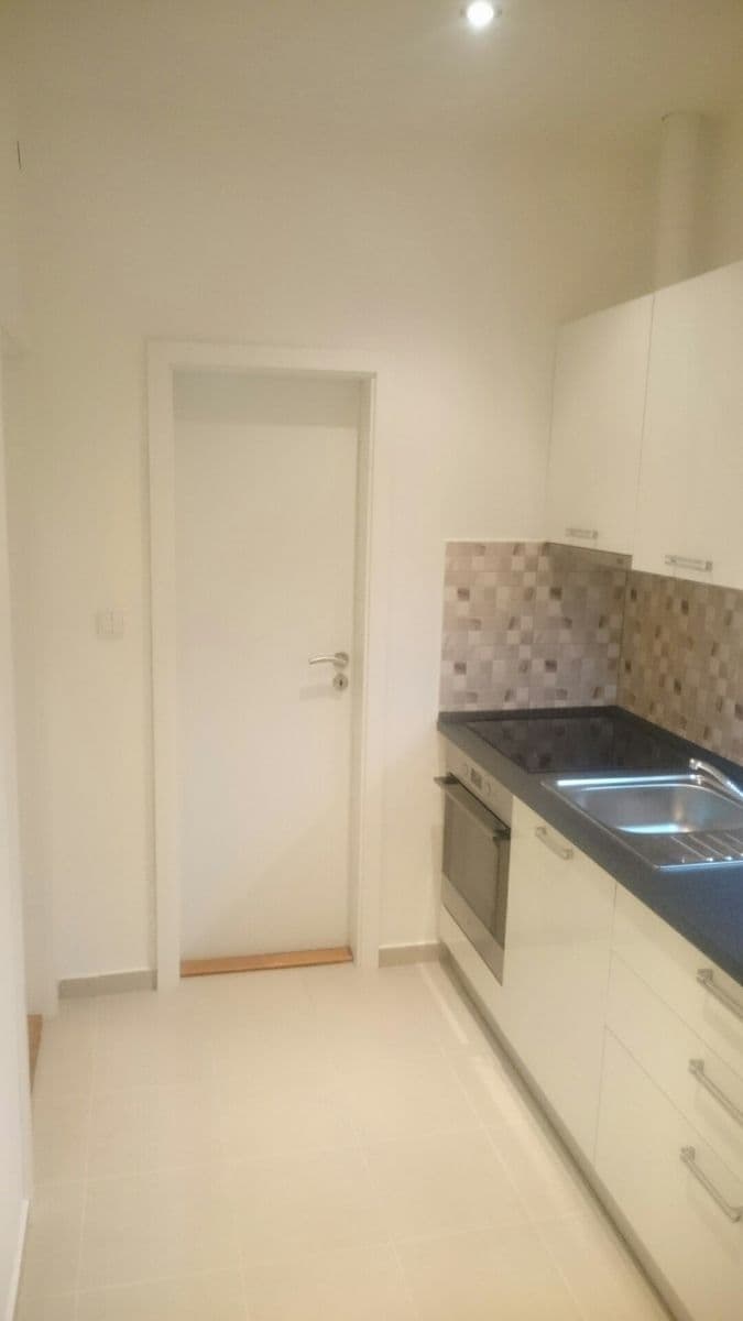 Pronájem bytu 2+kk 54 m², Na Veselí, Praha, Praha Pronájem bytu 2+kk 54 m², Na Veselí, Praha, Praha