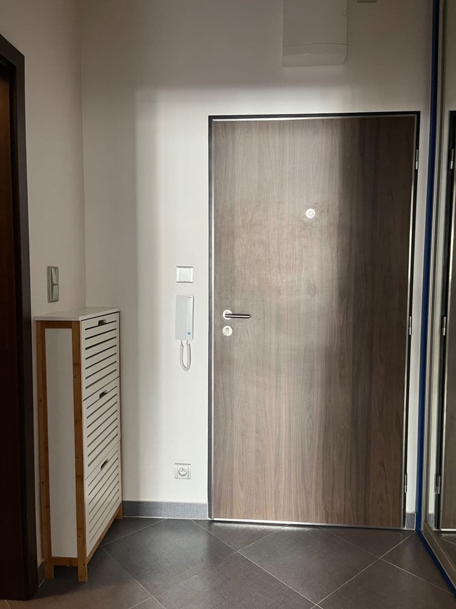 Pronájem bytu 1+kk 33 m², Makedonská, Praha, Praha Pronájem bytu 1+kk 33 m², Makedonská, Praha, Praha