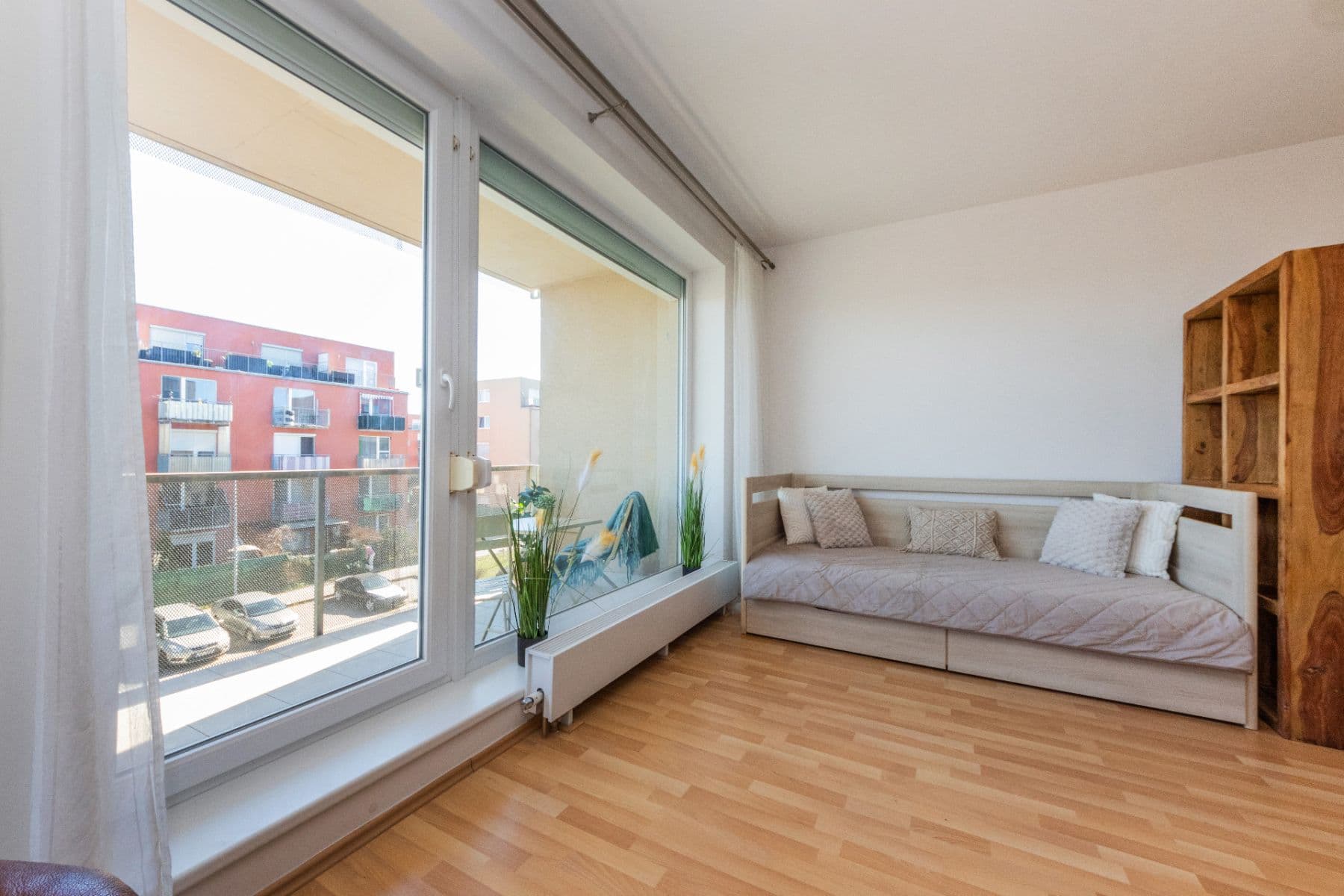 Pronájem bytu 1+kk 38 m², Žitná, Hostivice, Středočeský kraj Pronájem bytu 1+kk 38 m², Žitná, Hostivice, Středočeský kraj