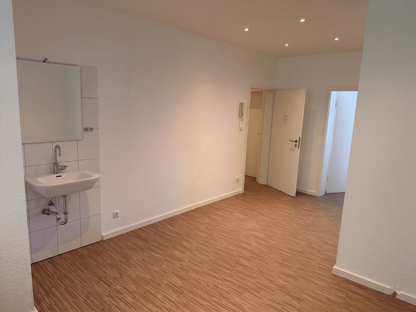Pronájem kanceláře 77 m², Vestische Straße 96, Oberhausen, Severní Porýní-Vestfálsko Pronájem kanceláře 77 m², Vestische Straße 96, Oberhausen, Severní Porýní-Vestfálsko