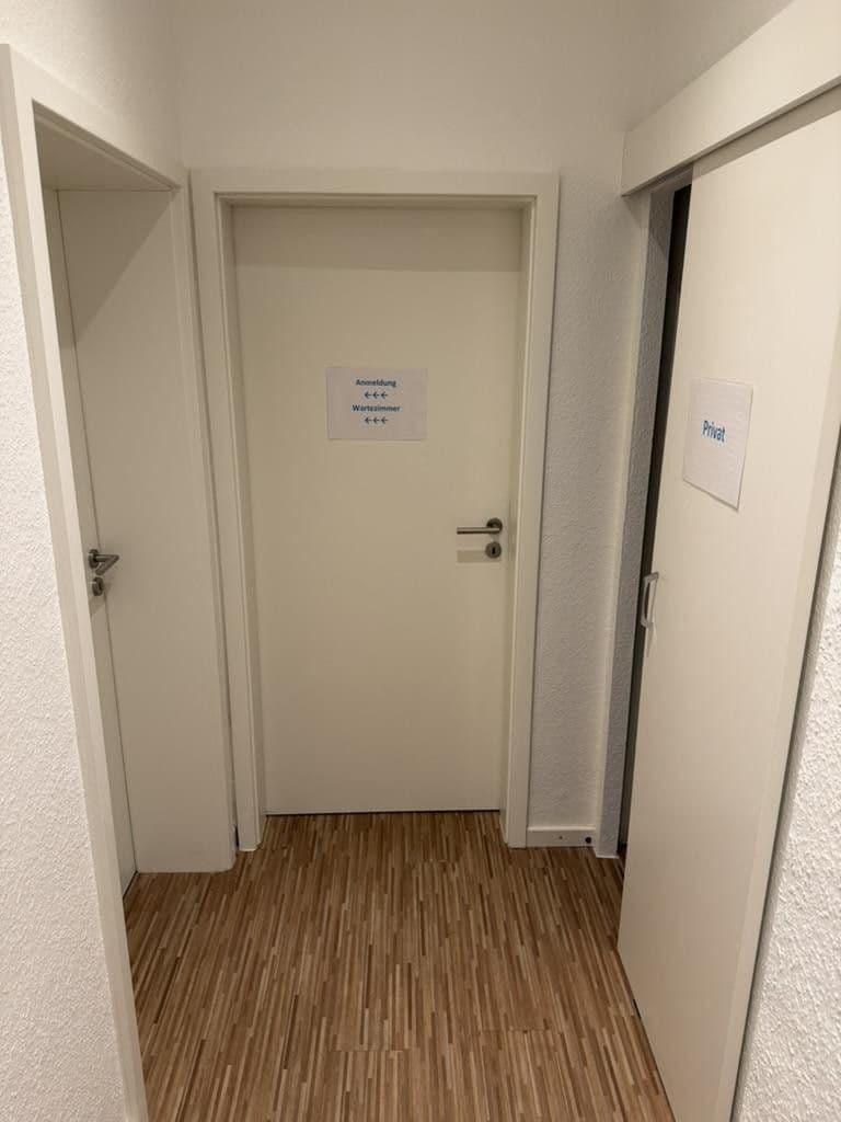 Pronájem kanceláře 77 m², Vestische Straße 96, Oberhausen, Severní Porýní-Vestfálsko Pronájem kanceláře 77 m², Vestische Straße 96, Oberhausen, Severní Porýní-Vestfálsko