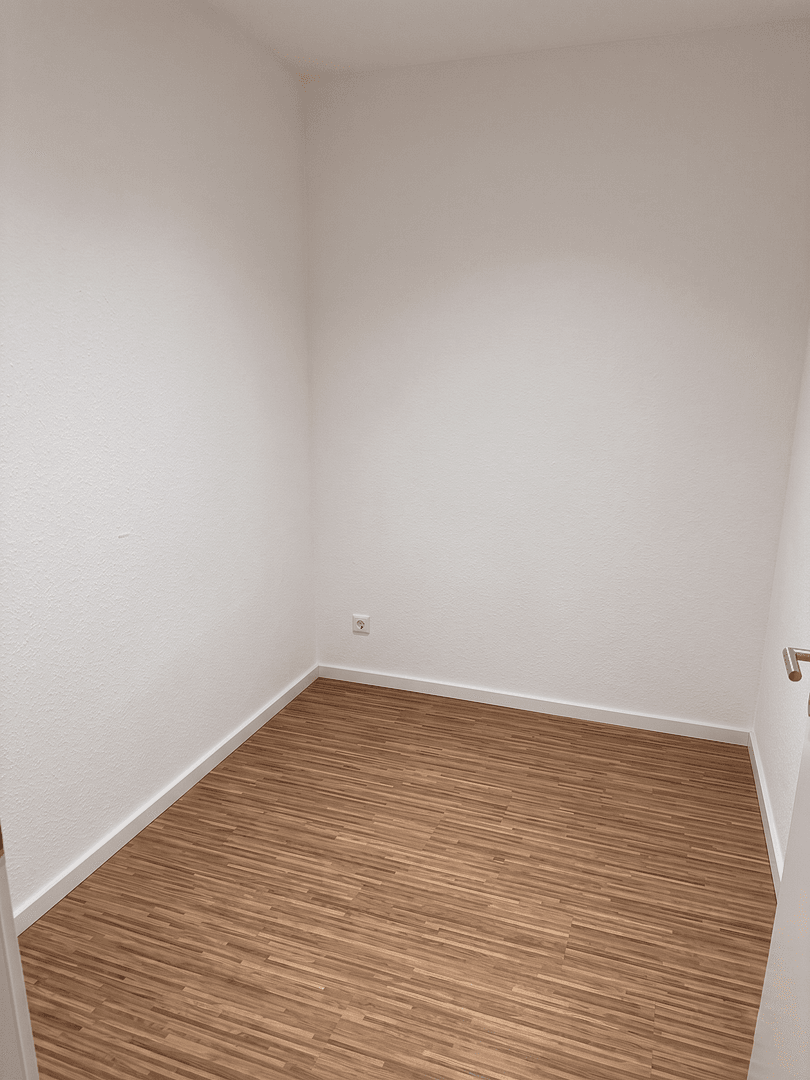 Pronájem kanceláře 77 m², Vestische Straße 96, Oberhausen, Severní Porýní-Vestfálsko Pronájem kanceláře 77 m², Vestische Straße 96, Oberhausen, Severní Porýní-Vestfálsko