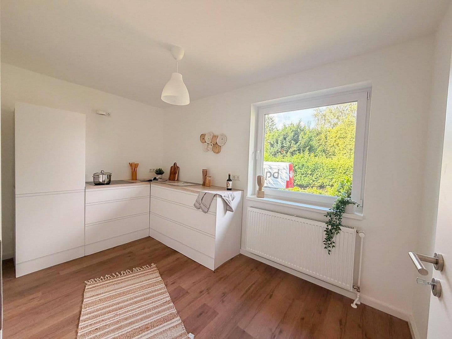 Prodej domu 111 m², pozemek 351 m², Schloßstraße 9a, Bargteheide, Šlesvicko-Holštýnsko Prodej domu 111 m², pozemek 351 m², Schloßstraße 9a, Bargteheide, Šlesvicko-Holštýnsko