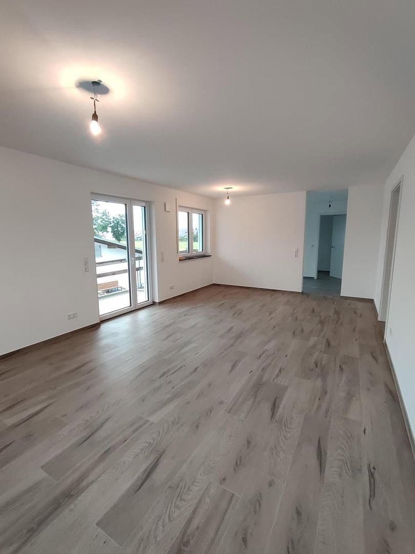 Pronájem bytu 3+1 112 m², Memmingen, Bavorsko Pronájem bytu 3+1 112 m², Memmingen, Bavorsko
