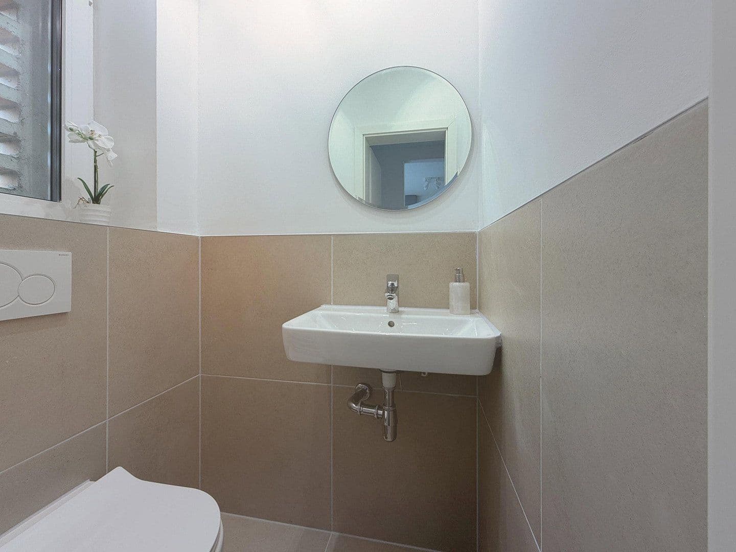Prodej domu 145 m², pozemek 144 m², Hamburg, Hamburg Prodej domu 145 m², pozemek 144 m², Hamburg, Hamburg