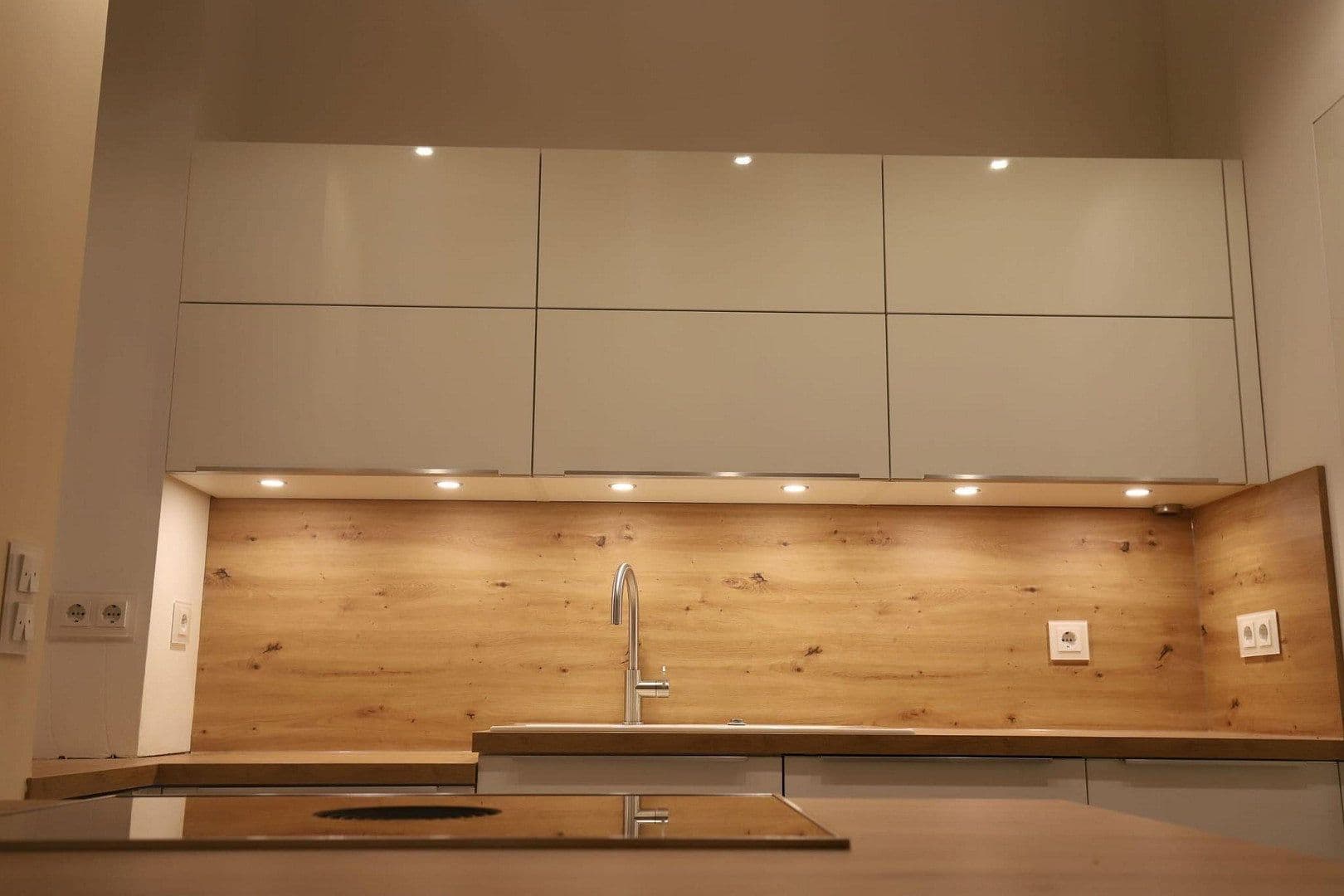Pronájem bytu 4+1 118 m², Julius-Leber-Straße 10, Hanau, Hessen Pronájem bytu 4+1 118 m², Julius-Leber-Straße 10, Hanau, Hessen